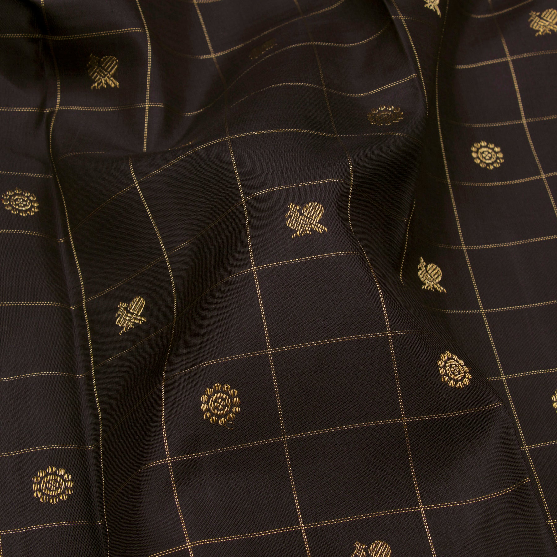 Kanakavalli Kanjivaram Silk Sari 23-599-HS001-12079 - Fabric View