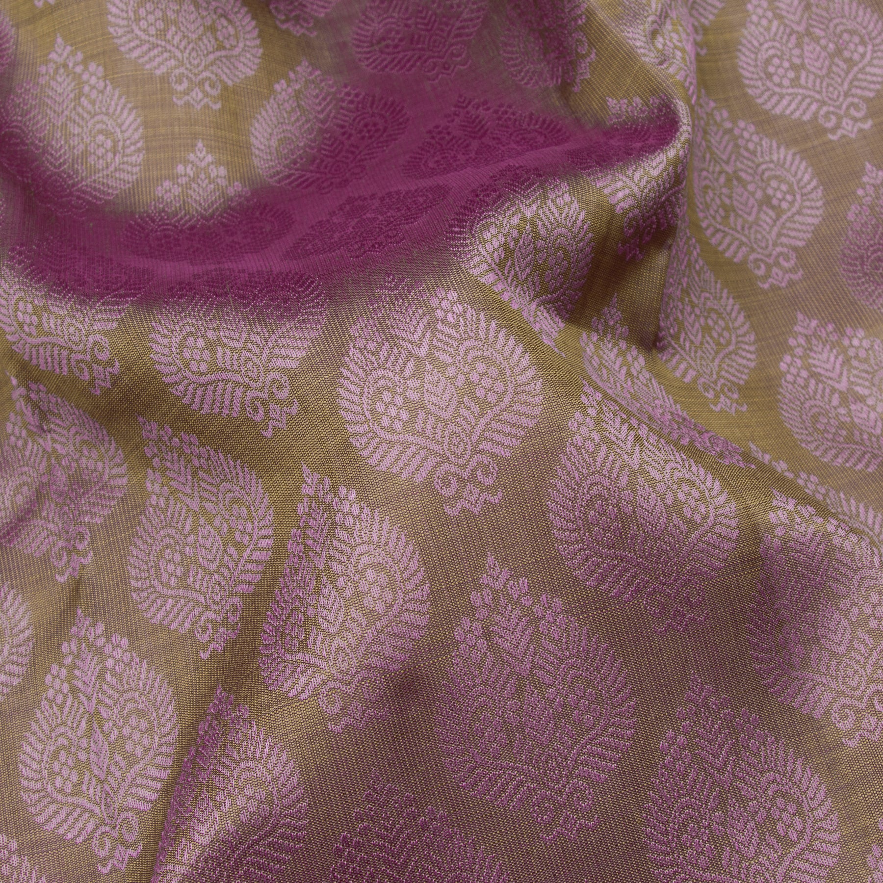 Kanakavalli Kanjivaram Silk Sari 23-599-HS001-13248 - Fabric View