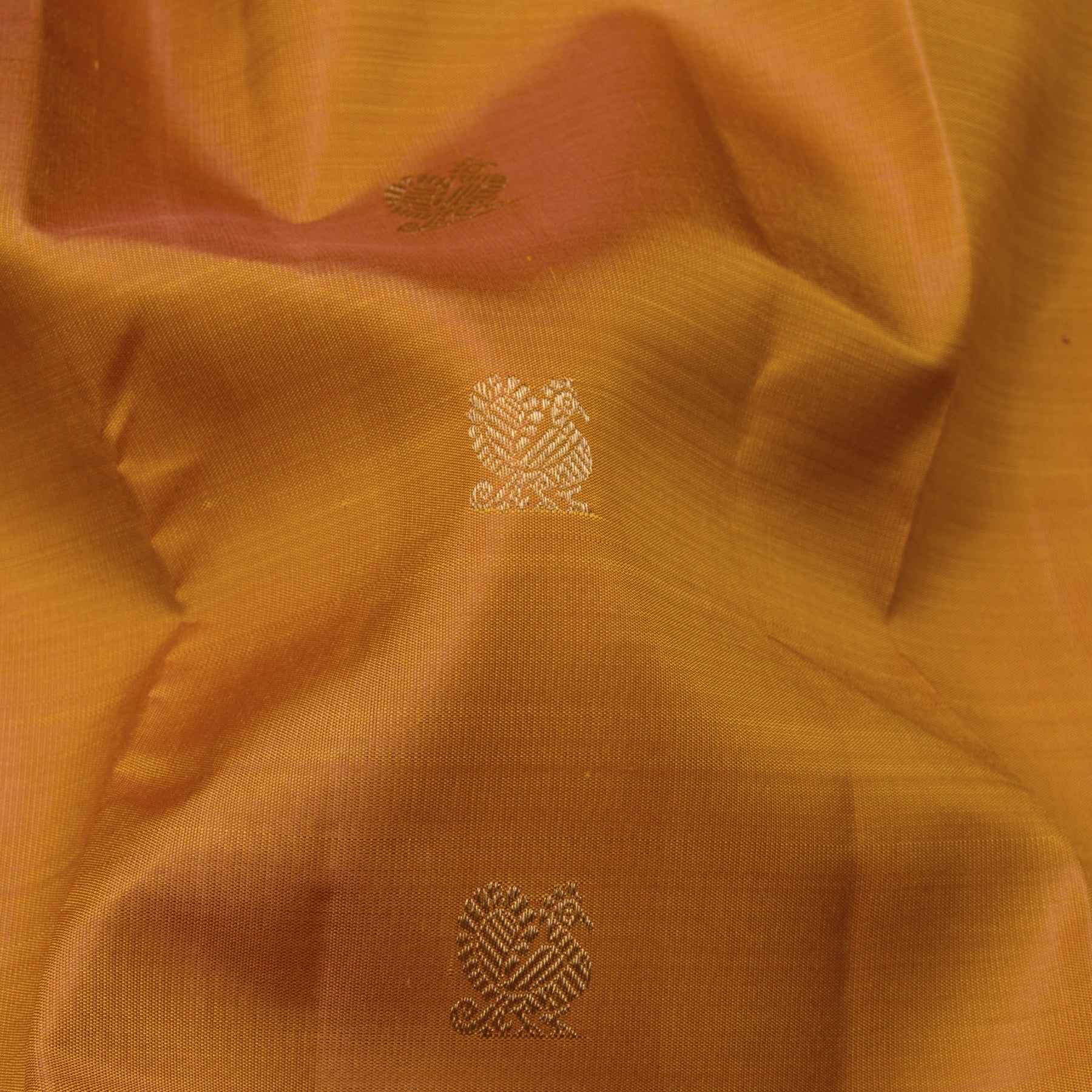 Kanakavalli Kanjivaram Silk Sari 23-599-HS001-13795 - Fabric View