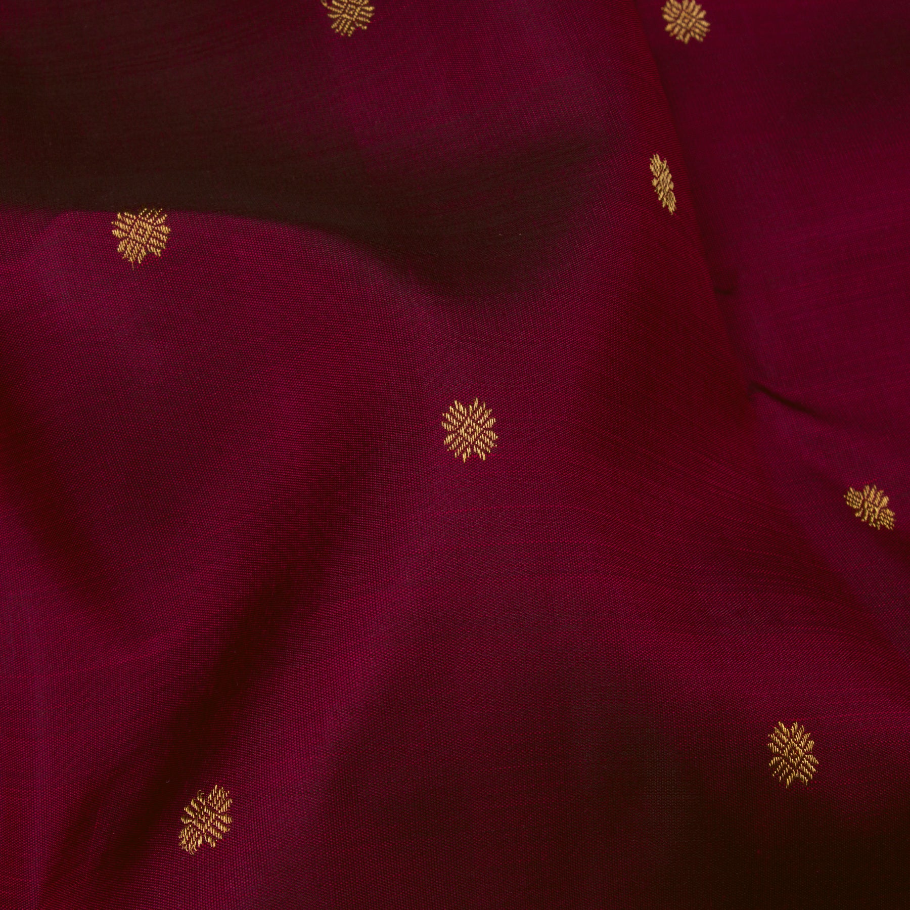 Kanakavalli Kanjivaram Silk Sari 23-599-HS001-13948 - Fabric View