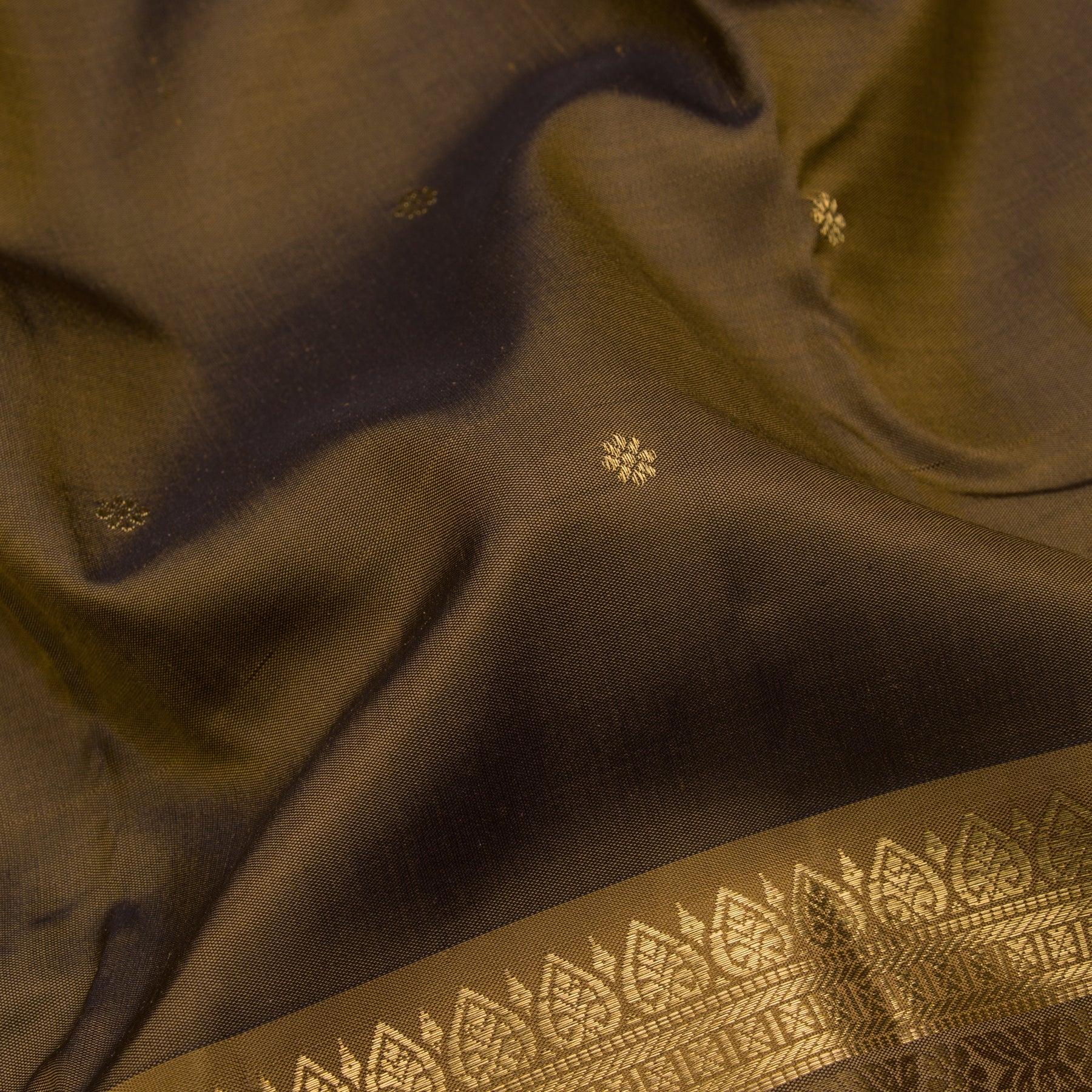 Kanakavalli Kanjivaram Silk Sari 23-600-HS001-01312 - Fabric View