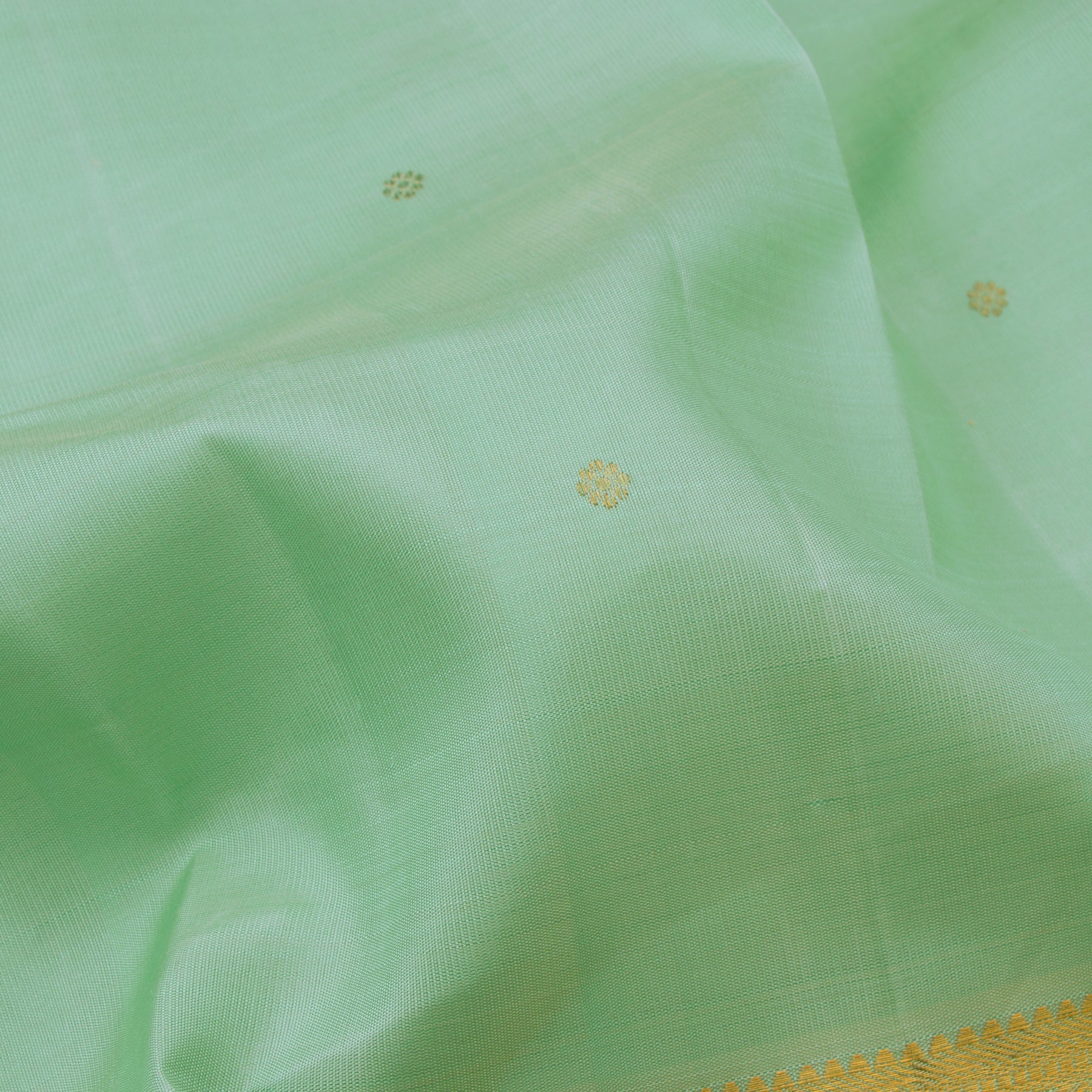 Kanakavalli Kanjivaram Silk Sari 23-611-HS001-03251 - Fabric View