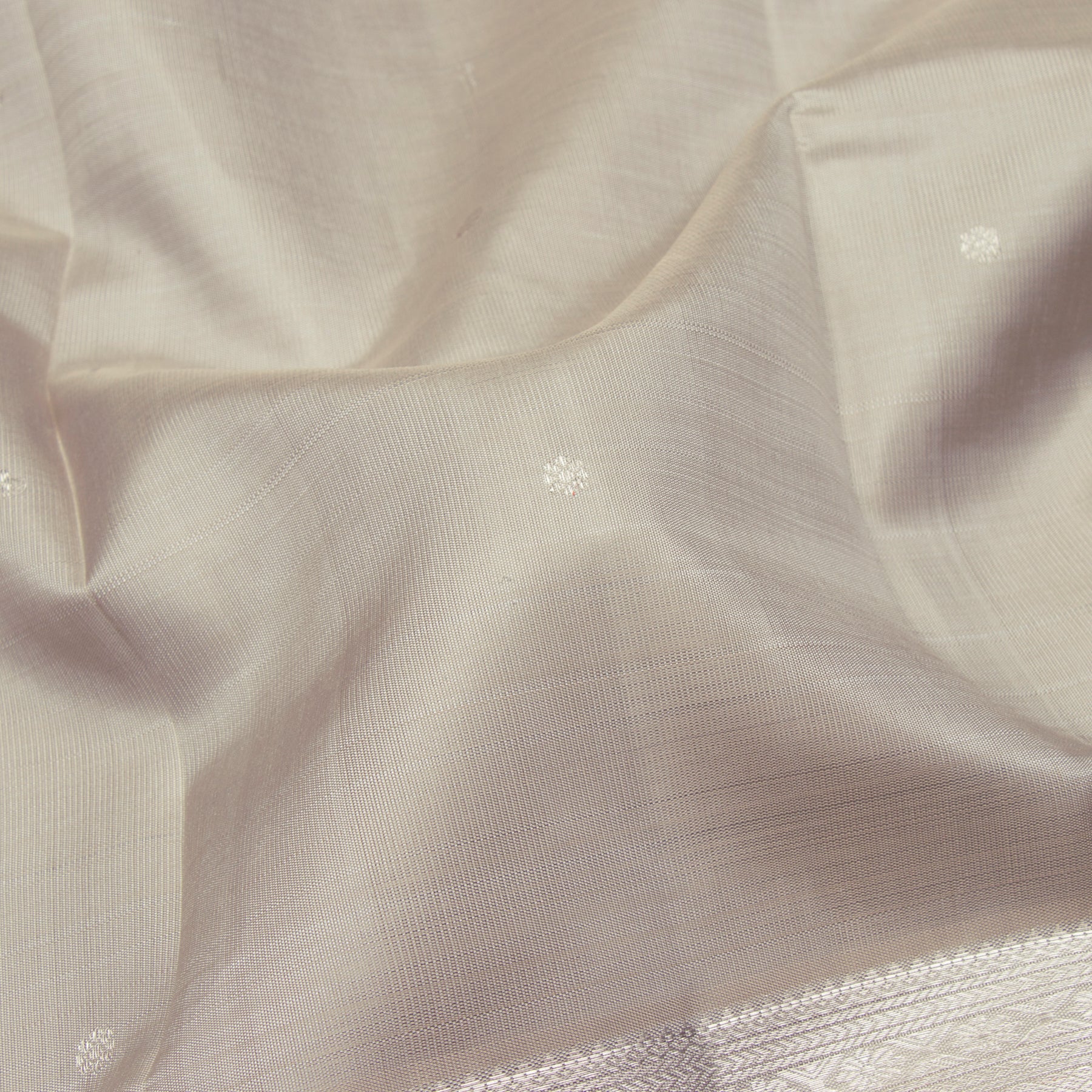 Kanakavalli Kanjivaram Silk Sari 23-611-HS001-11749 - Fabric View