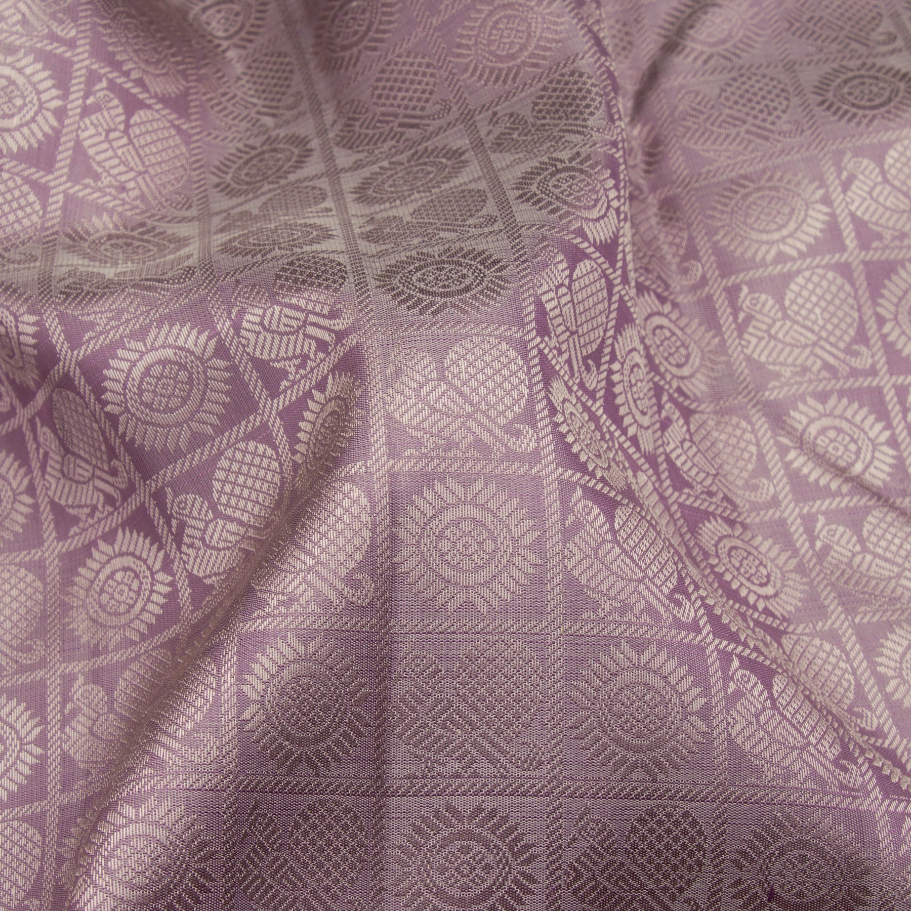 Kanakavalli Kanjivaram Silk Sari 23-611-HS001-12920 - Fabric View