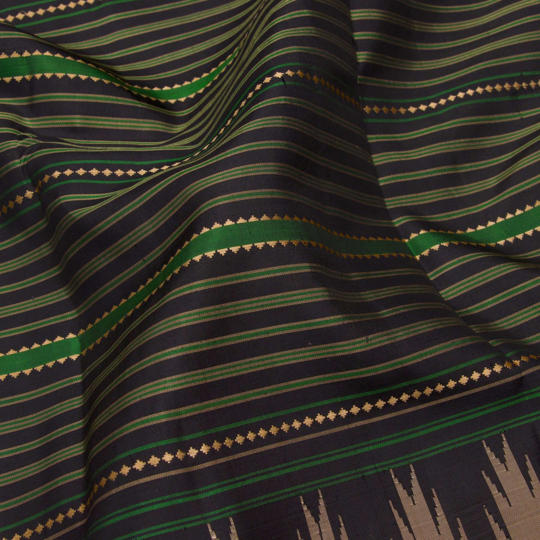 Kanakavalli Kanjivaram Silk Sari 23-613-HS001-08435 - Fabric View