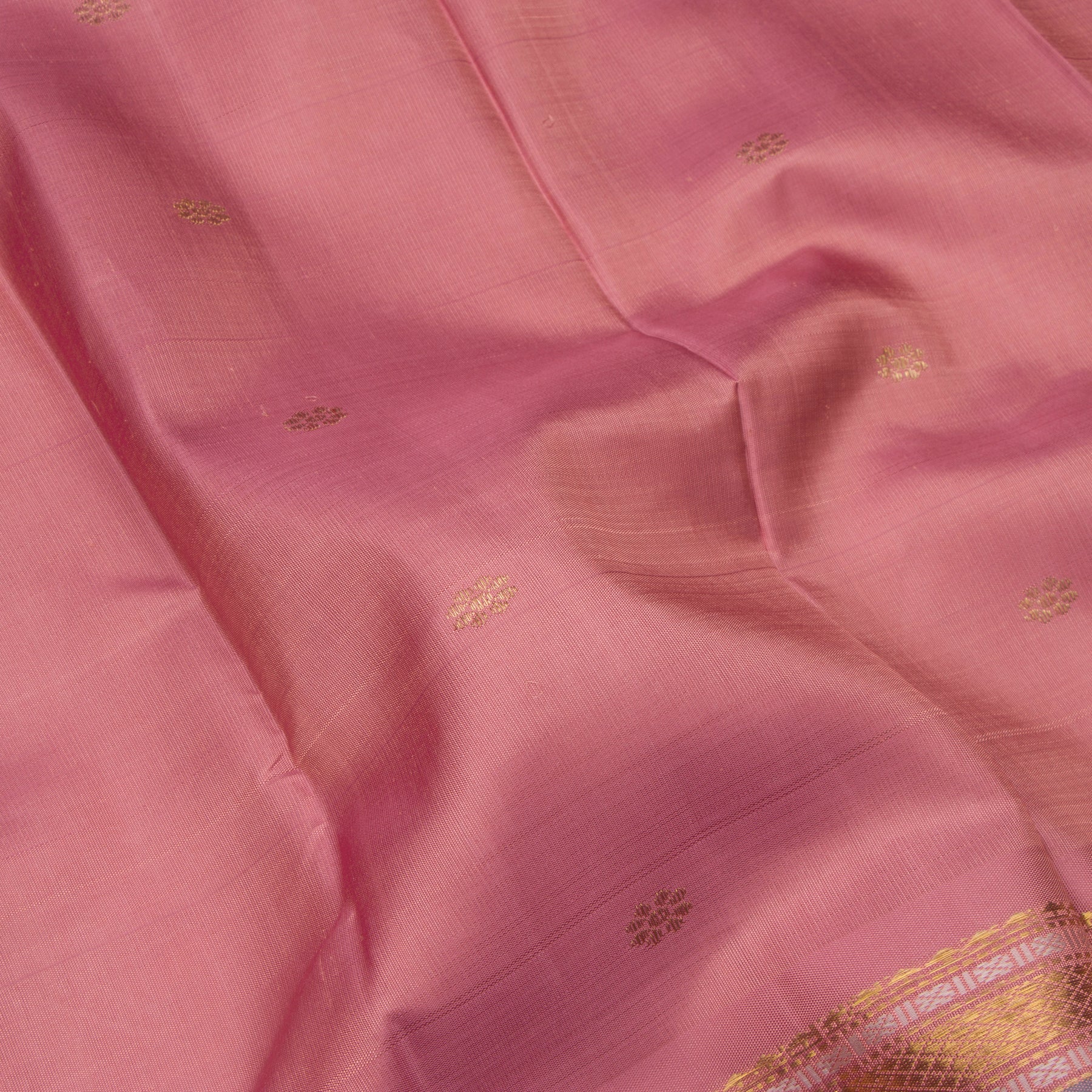 Kanakavalli Kanjivaram Silk Sari 24-040-HS001-02415 - Fabric View