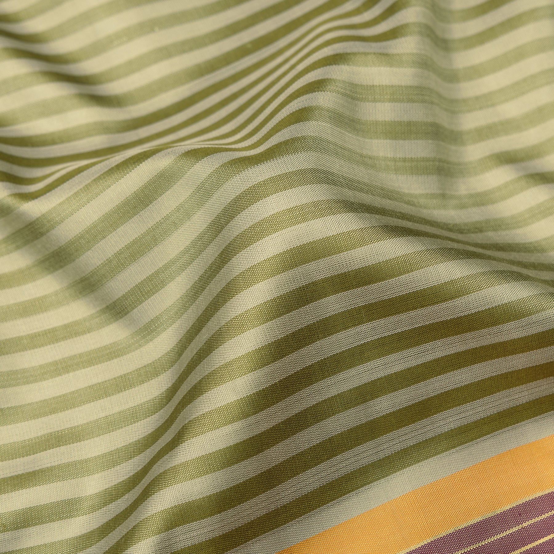 Kanakavalli Kanjivaram Silk Sari 24-040-HS001-04714 - Fabric View