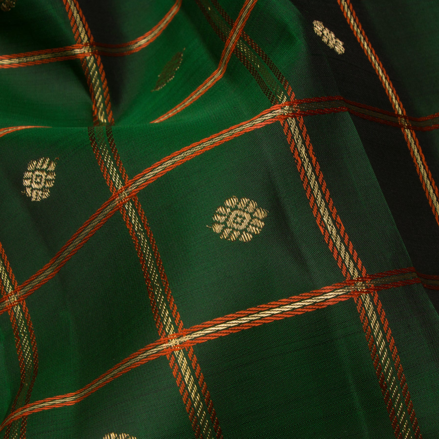 Kanakavalli Kanjivaram Silk Sari 24-040-HS001-08084 - Fabric View