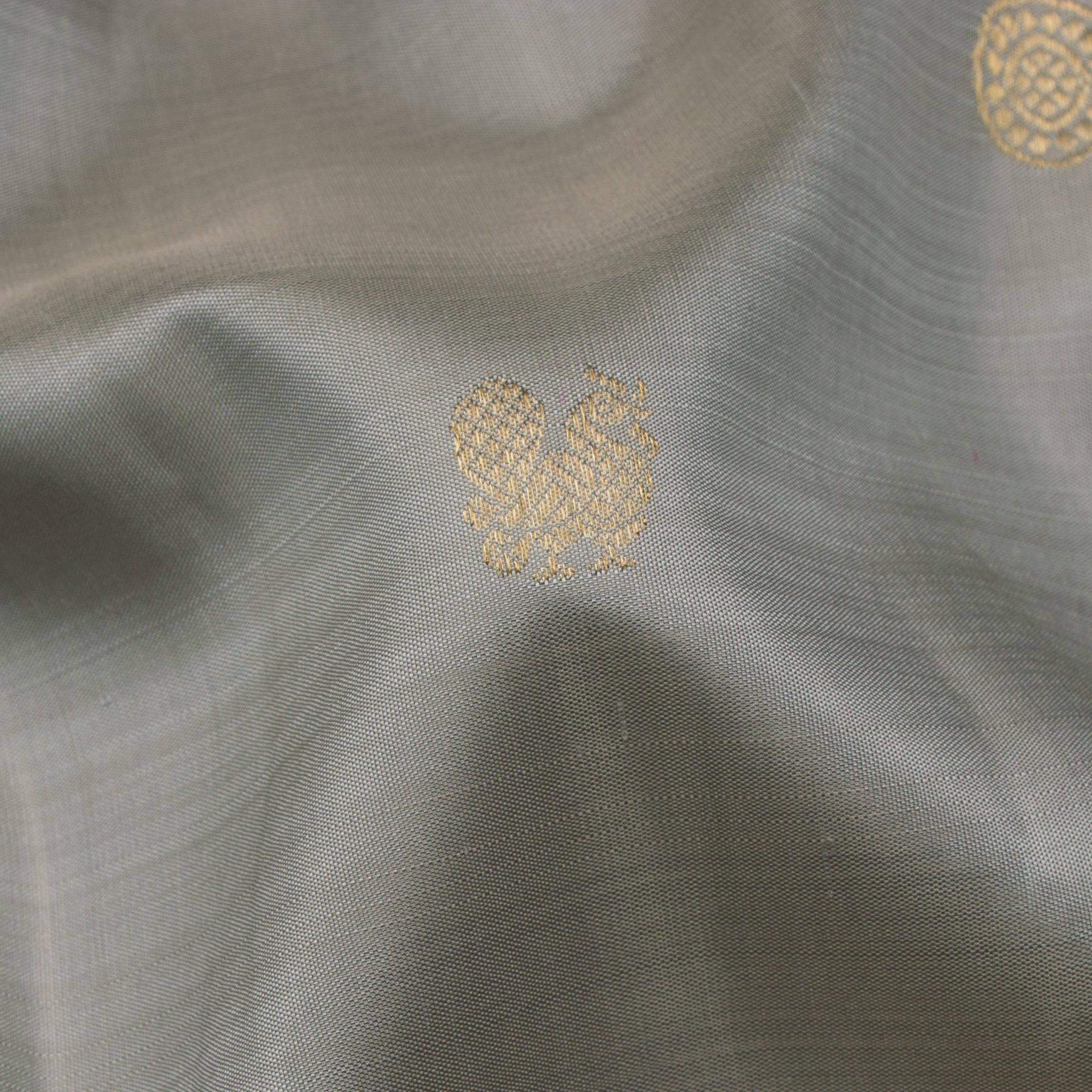 Kanakavalli Kanjivaram Silk Sari 24-040-HS001-08172 - Fabric View