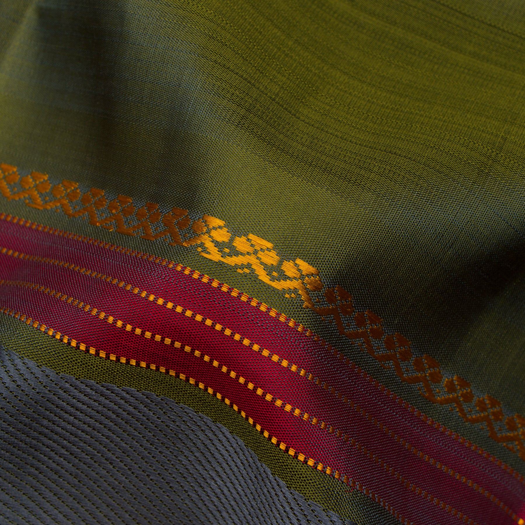 Kanakavalli Kanjivaram Silk Sari 24-040-HS001-11954 - Fabric View