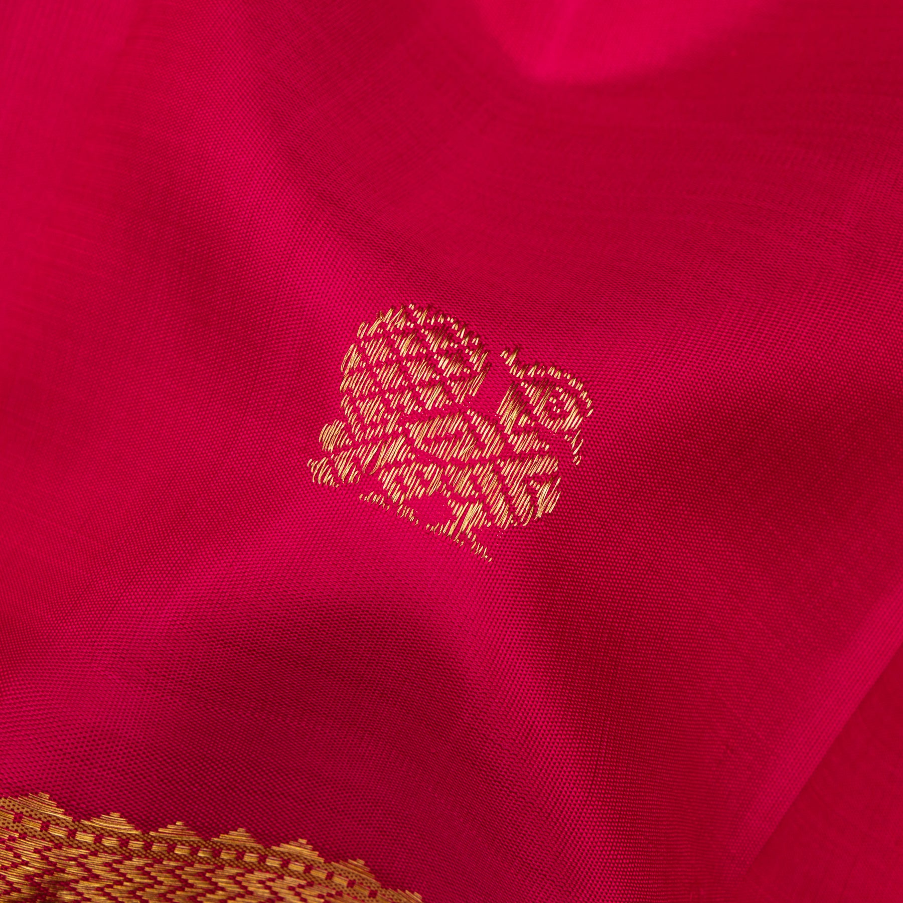 Kanakavalli Kanjivaram Silk Sari 24-040-HS001-12385 - Fabric View