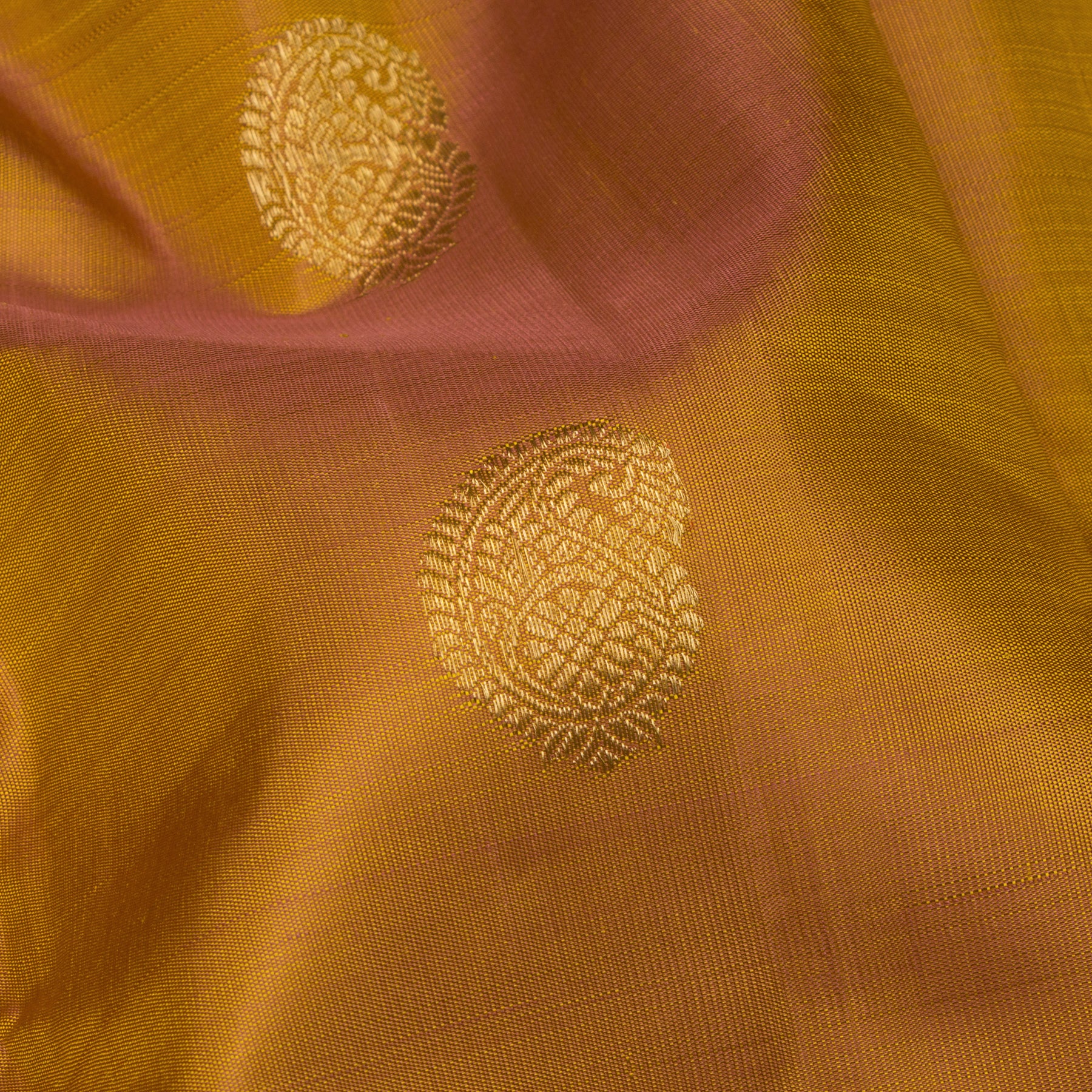 Kanakavalli Kanjivaram Silk Sari 24-040-HS001-14302