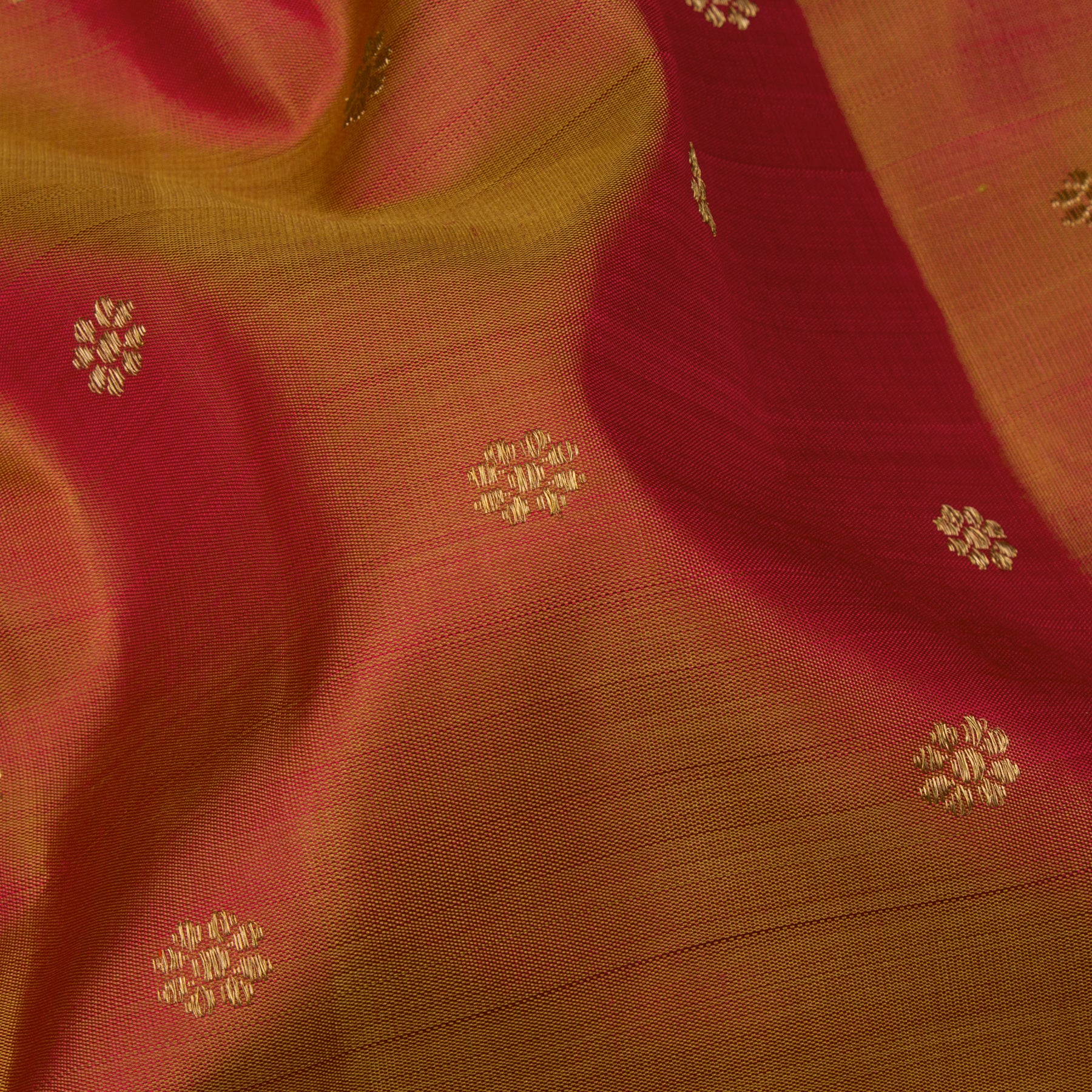 Kanakavalli Kanjivaram Silk Sari 24-041-HS001-04769 - Fabric View