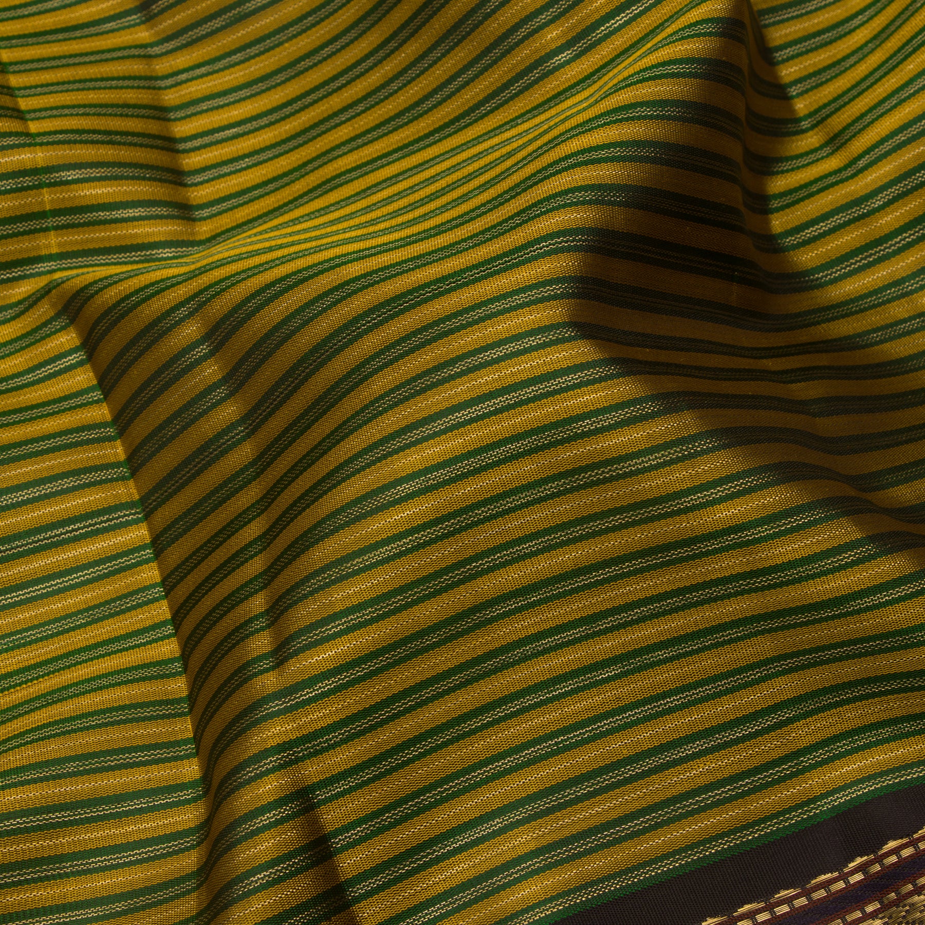 Kanakavalli Kanjivaram Silk Sari 24-041-HS001-06952 - Fabric View