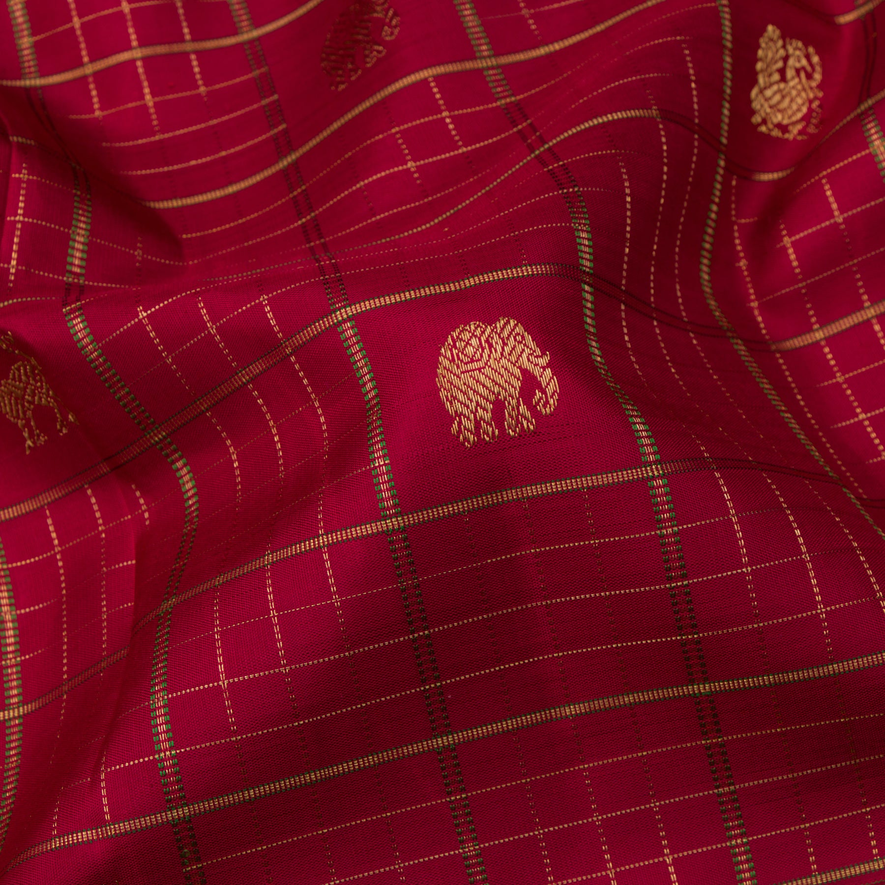 Kanakavalli Kanjivaram Silk Sari 24-041-HS001-08088 - Fabric View