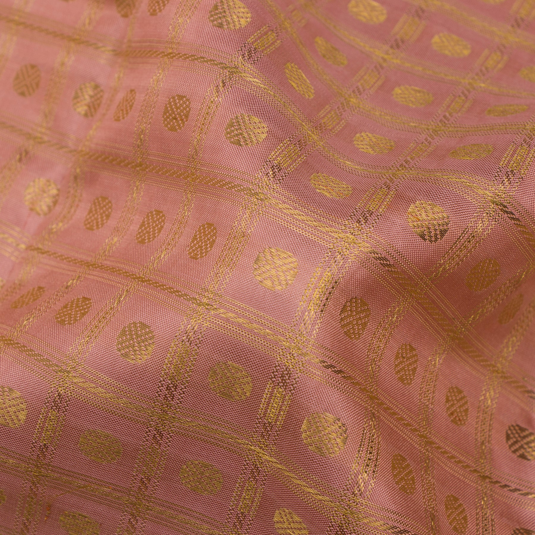 Kanakavalli Kanjivaram Silk Sari 24-041-HS001-10539 - Fabric View