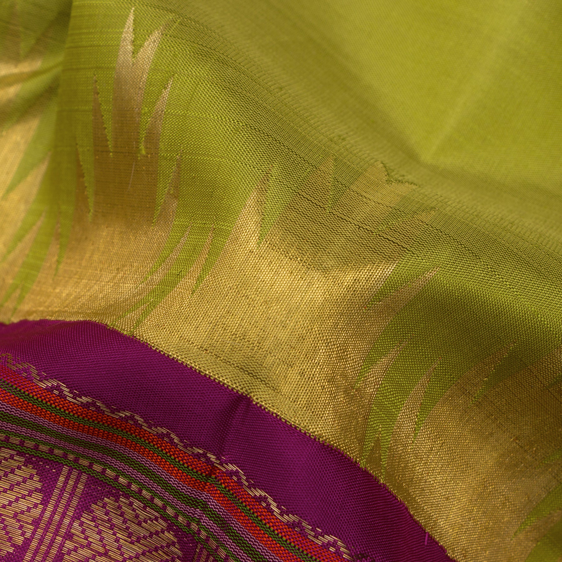 Kanakavalli Kanjivaram Silk Sari 24-041-HS001-11966 - Fabric View