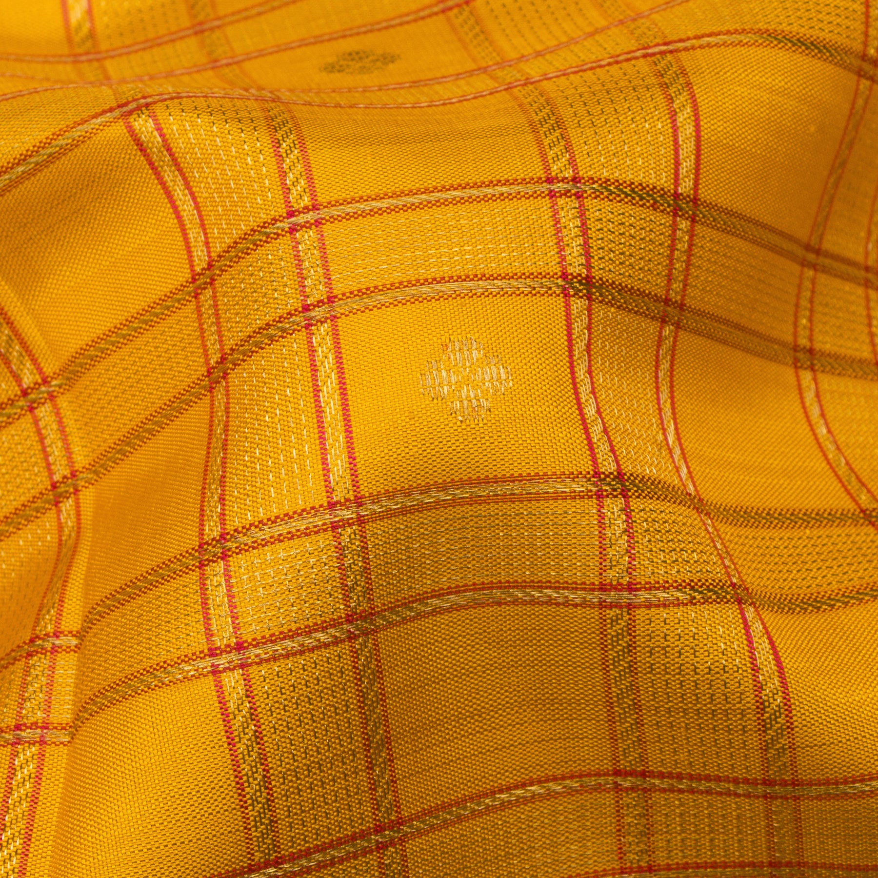 Kanakavalli Kanjivaram Silk Sari 24-041-HS001-11970 - Fabric View