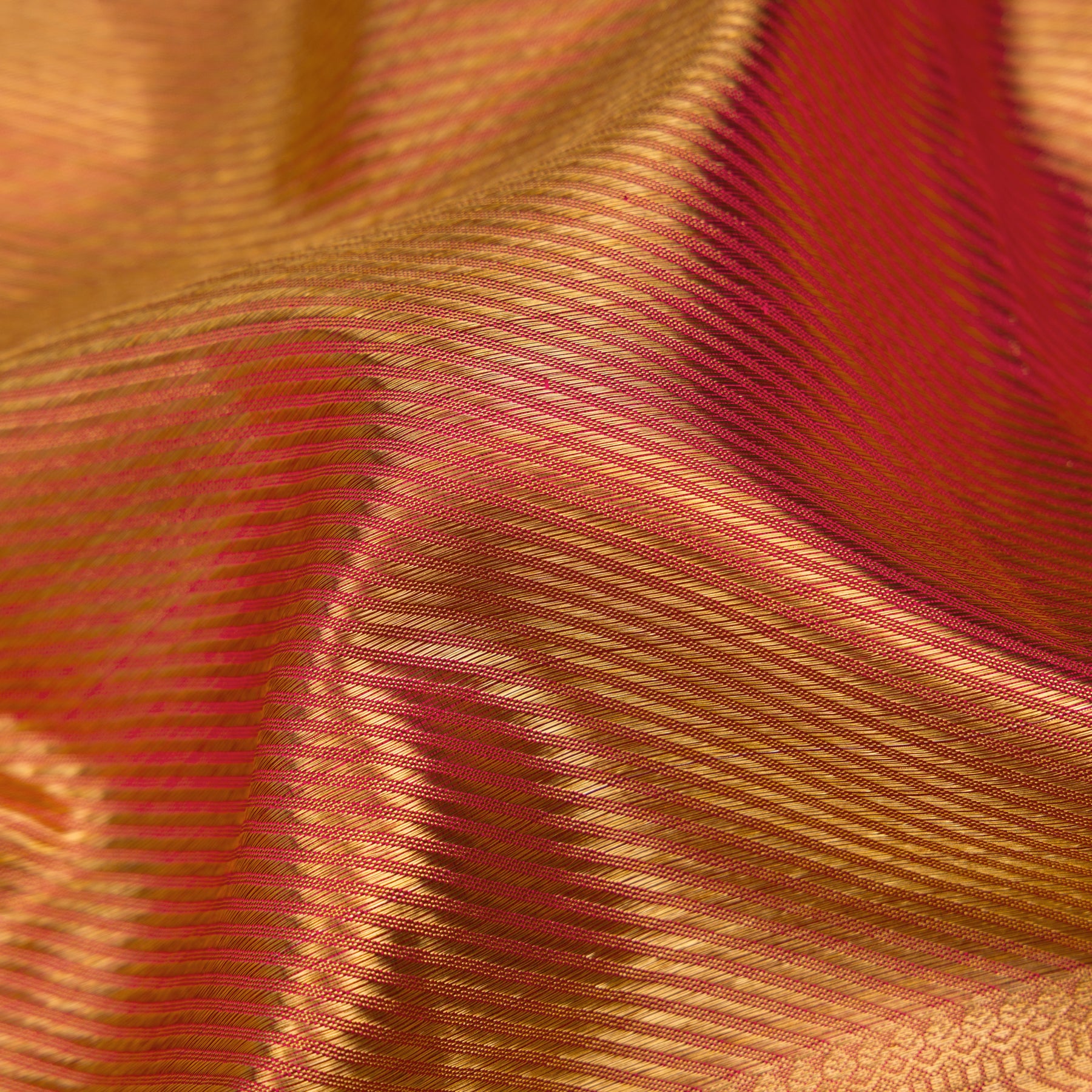 Kanakavalli Kanjivaram Silk Sari 24-060-HS001-06385 - Fabric View