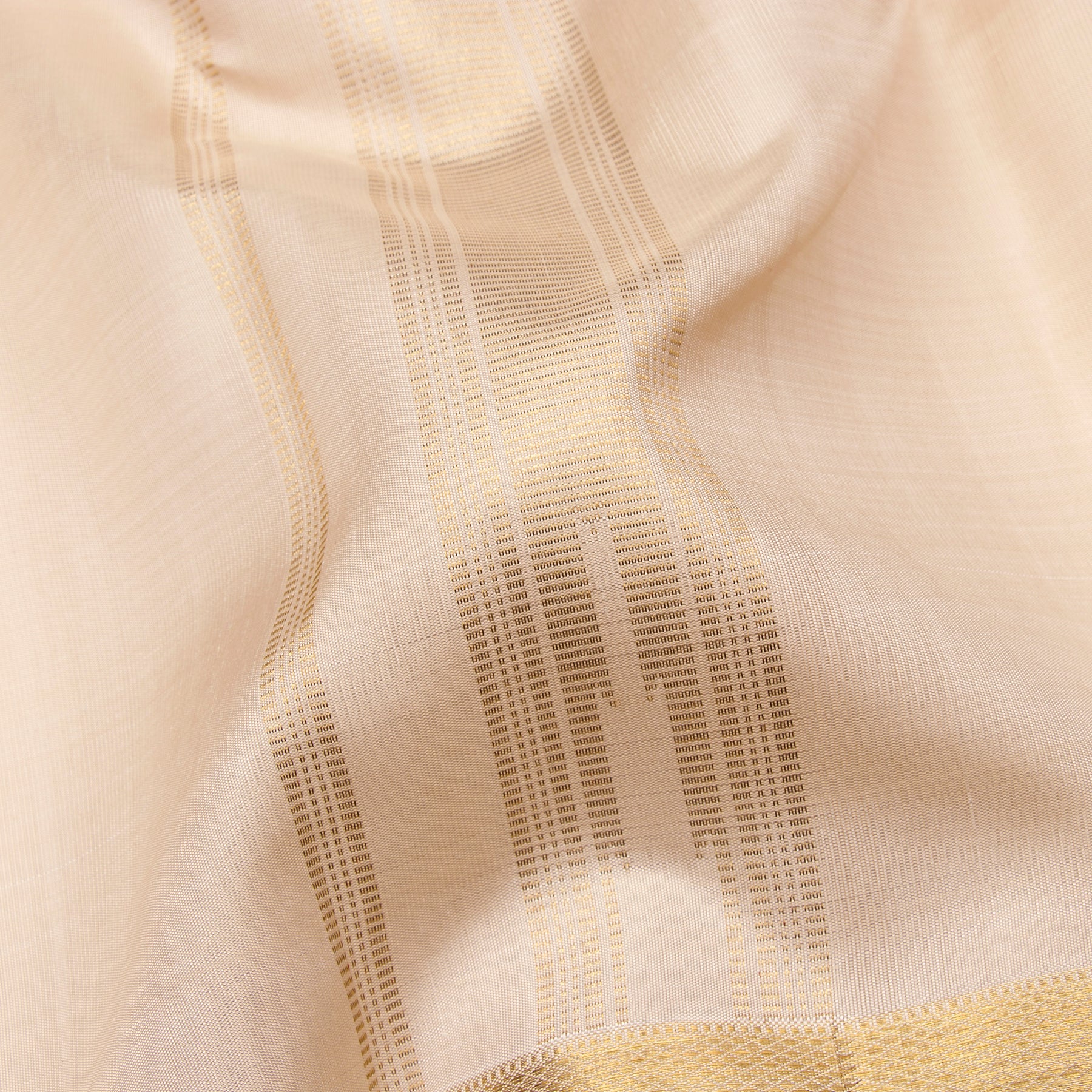 Kanakavalli Kanjivaram Silk Angavastram CO-ORD 24-110-AF001-03042 - Detailed Fabric View