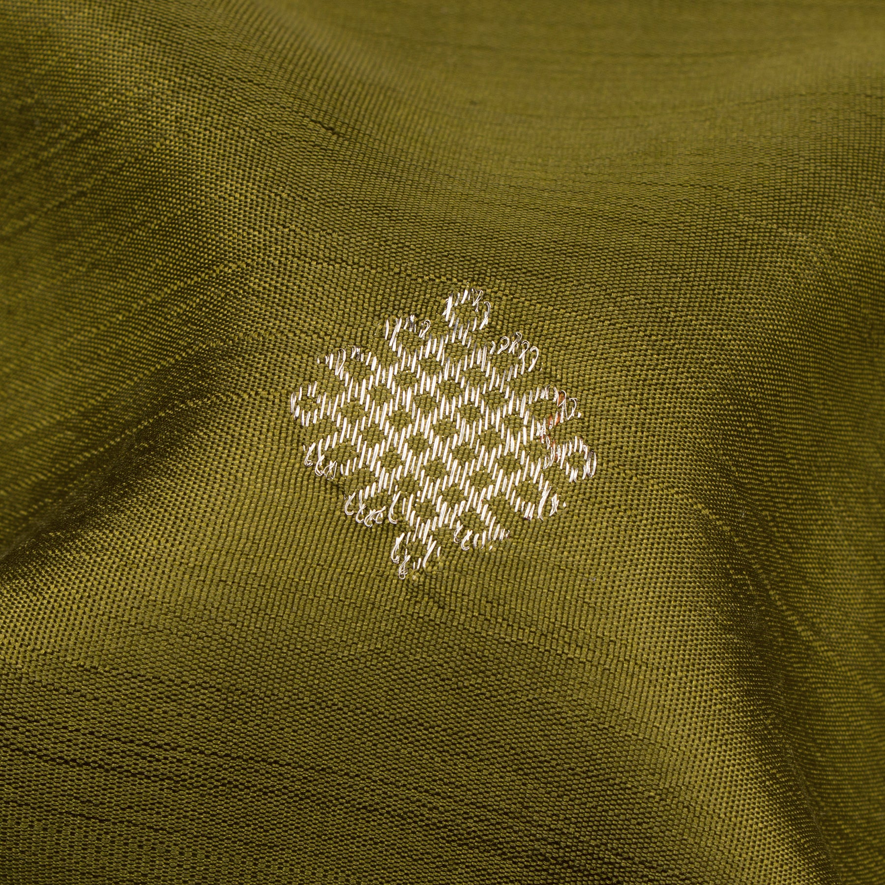 Kanakavalli Kanjivaram Silk Sari 24-110-HS001-00580 - Fabric View