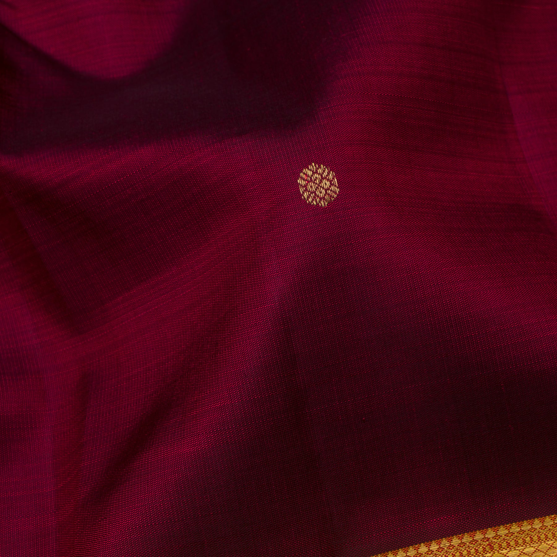 Kanakavalli Kanjivaram Silk Sari 24-110-HS001-00586 - Fabric View