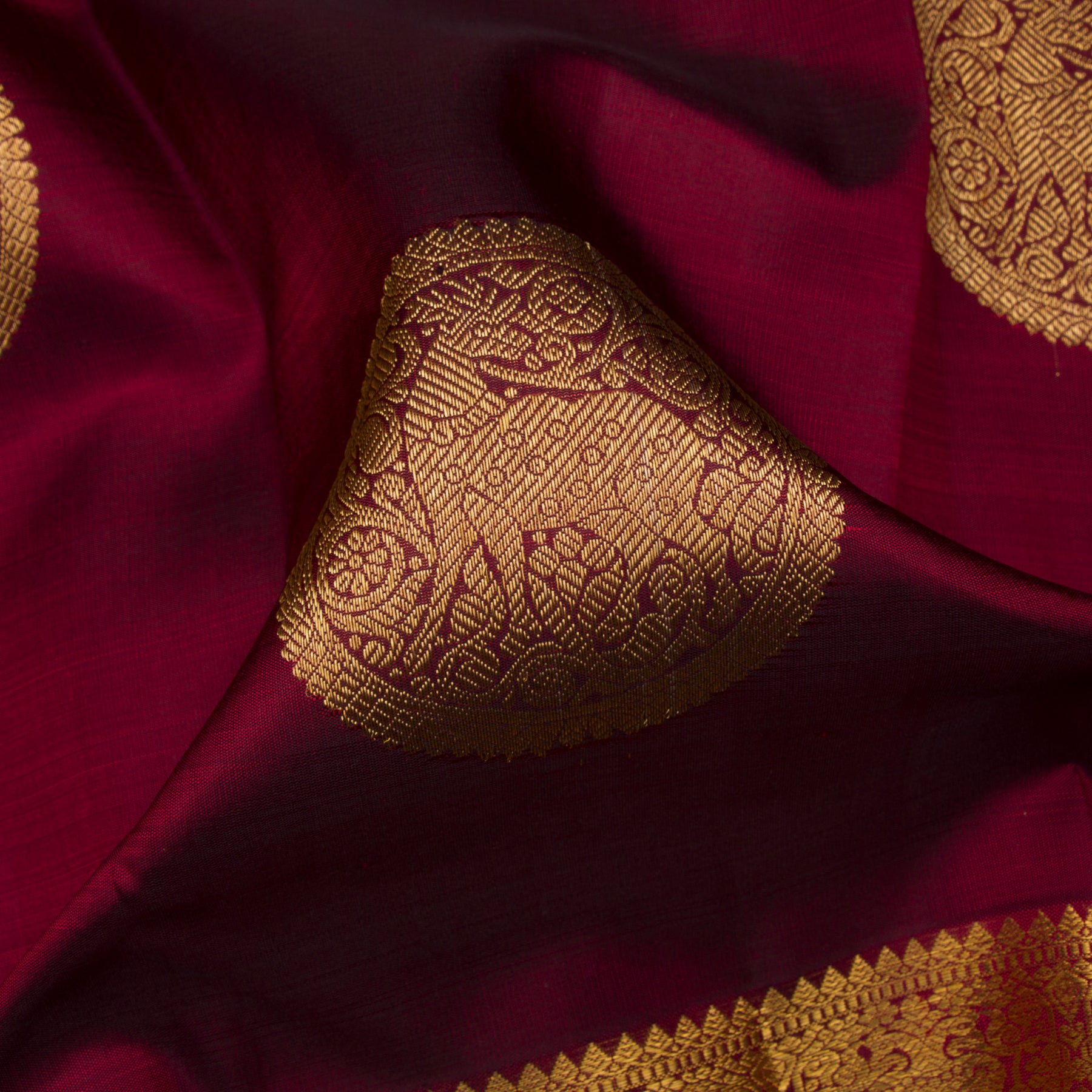 Kanakavalli Kanjivaram Silk Sari 24-110-HS001-00602 - Fabric View