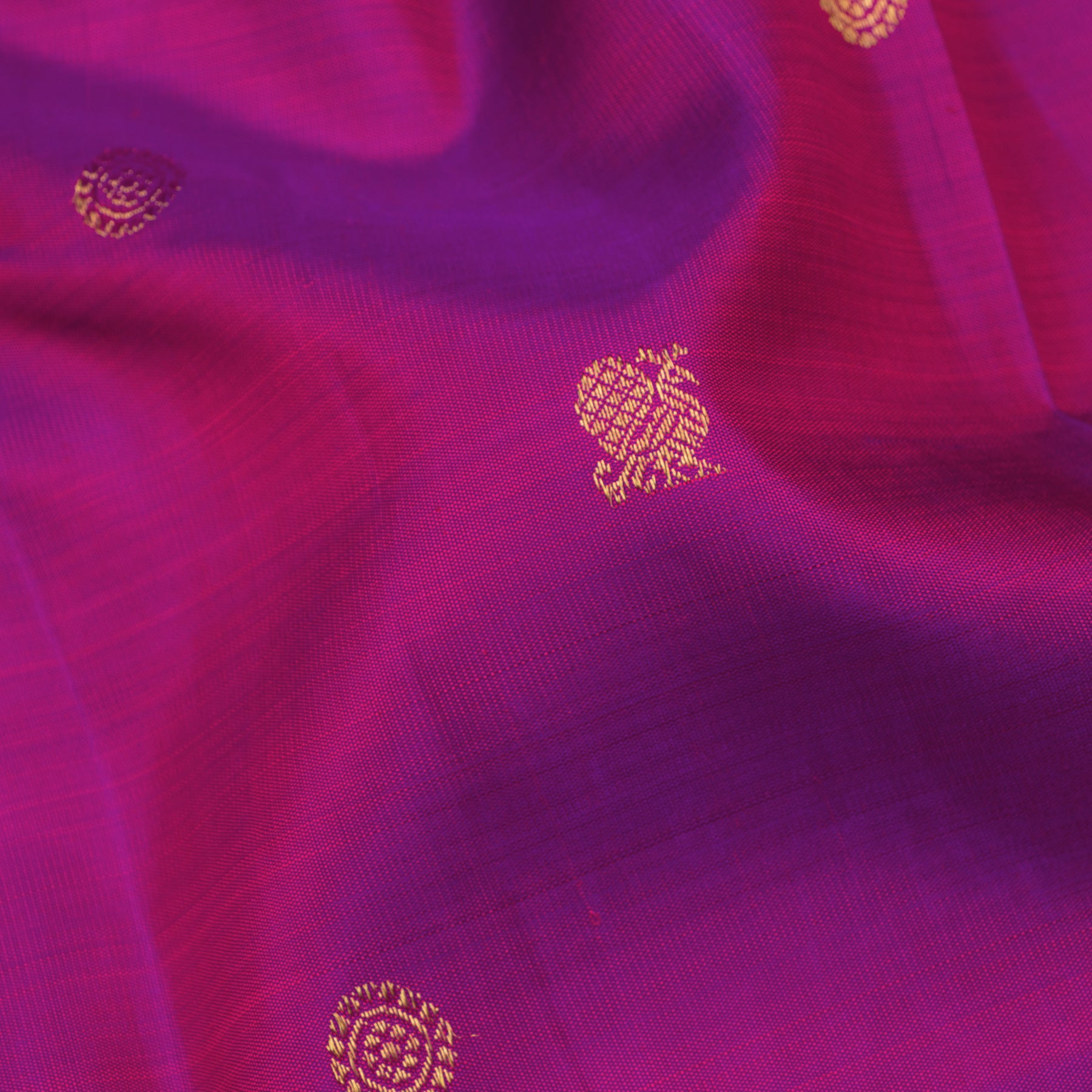 Kanakavalli Kanjivaram Silk Sari 24-110-HS001-00604 - Fabric View