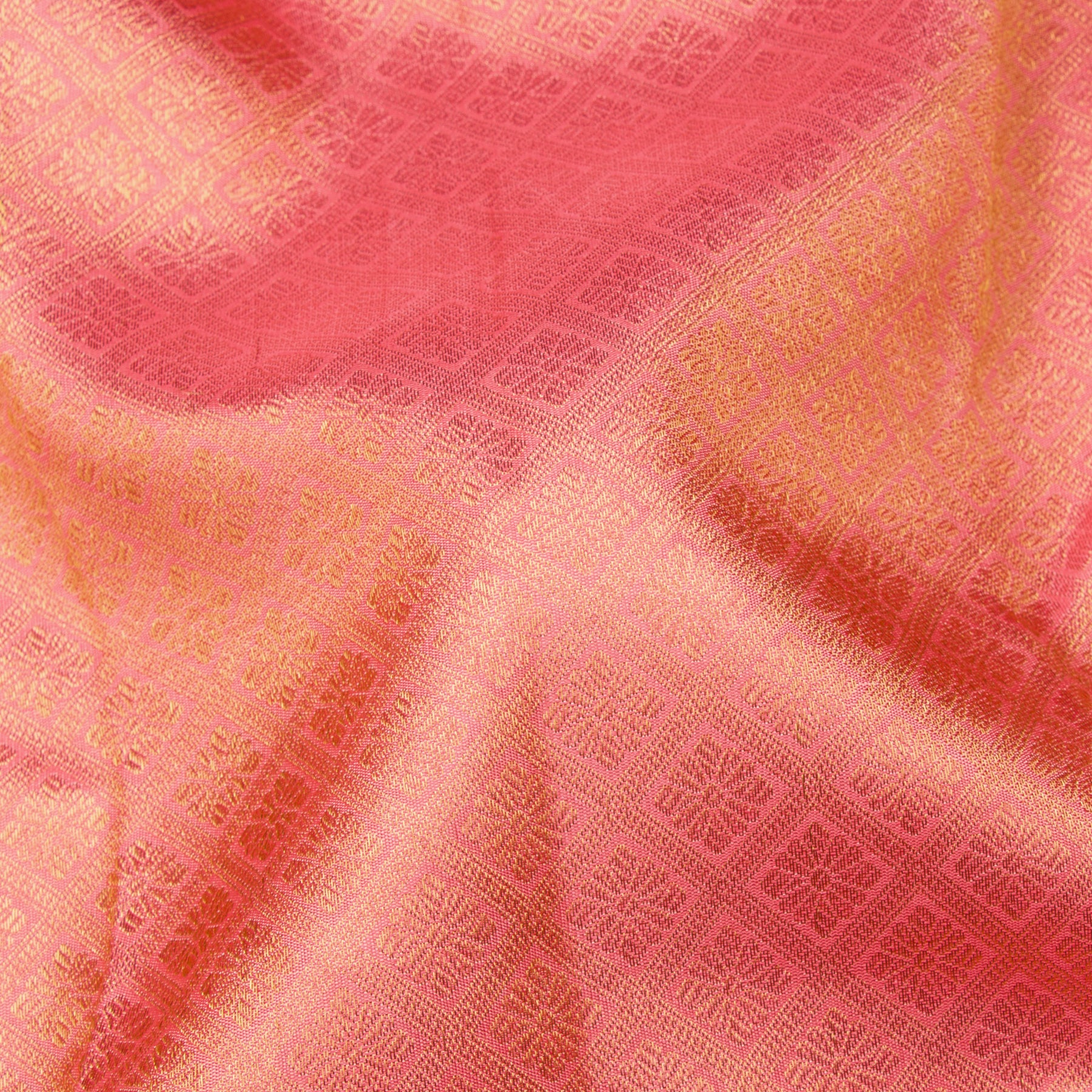 Kanakavalli Kanjivaram Silk Sari 24-110-HS001-00642 - Fabric View