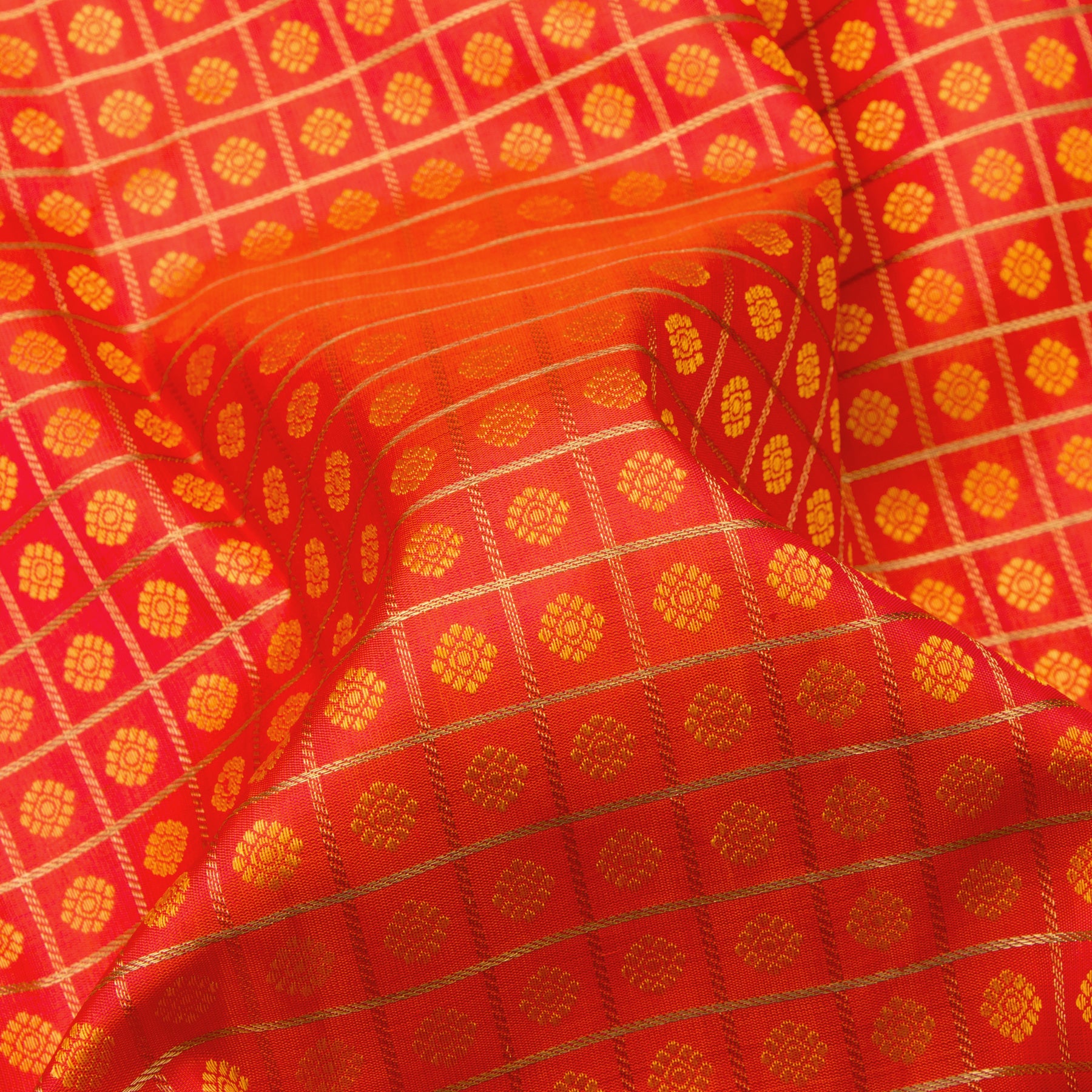 Kanakavalli Kanjivaram Silk Sari 24-110-HS001-00660 - Fabric View