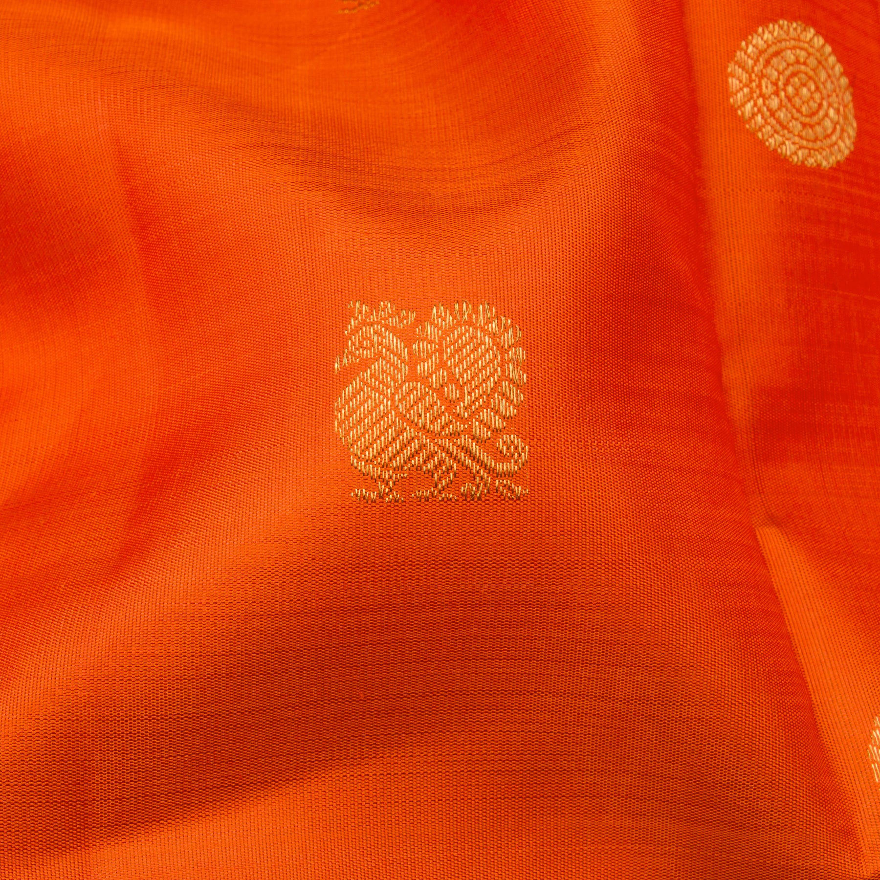 Kanakavalli Kanjivaram Silk Sari 24-110-HS001-01757 - Fabric View