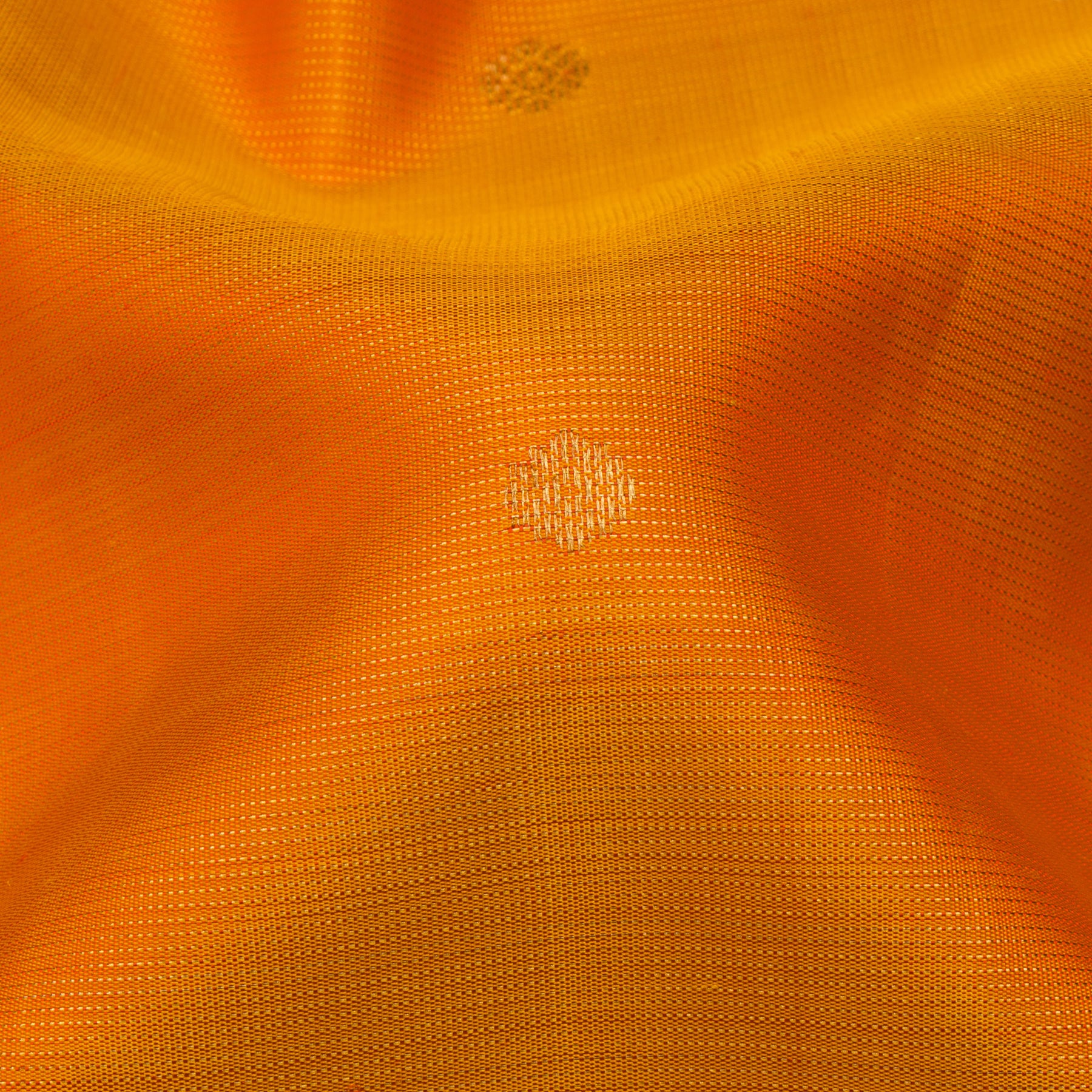 Kanakavalli Kanjivaram Silk Sari 24-110-HS001-01844 - Fabric View