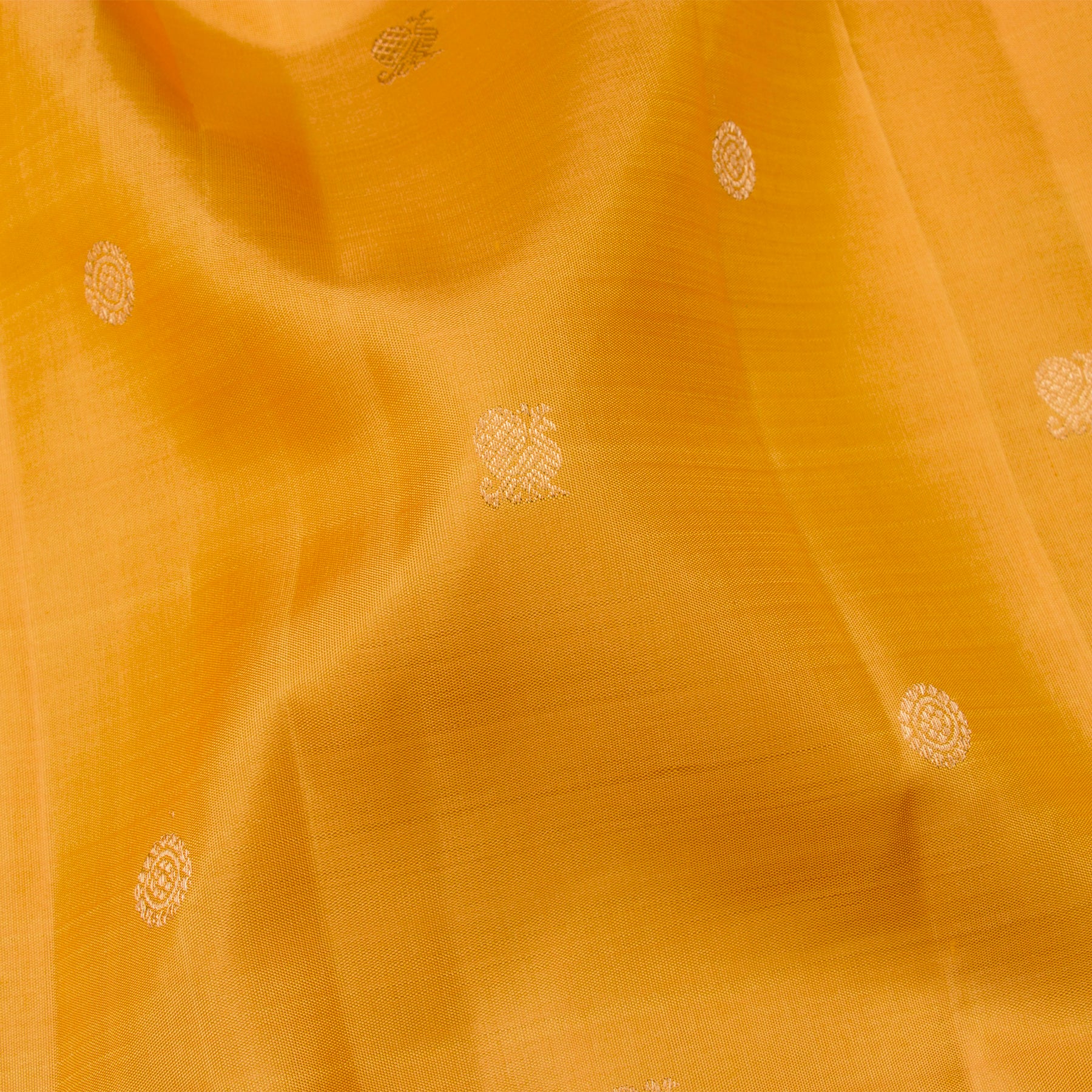 Kanakavalli Kanjivaram Silk Sari 24-110-HS001-01910 - Fabric View