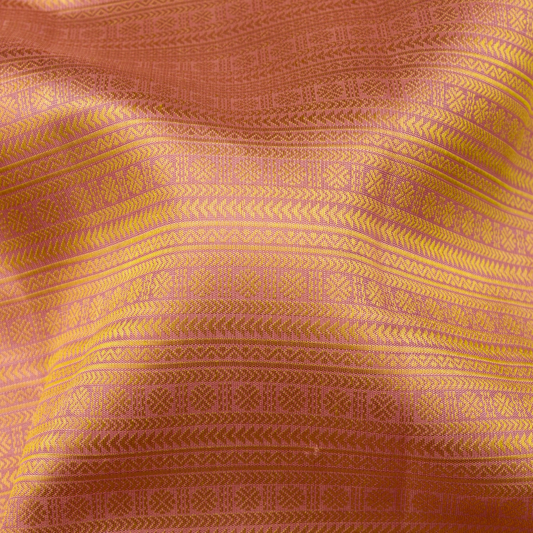 Kanakavalli Kanjivaram Silk Sari 24-110-HS001-01934 - Fabric View