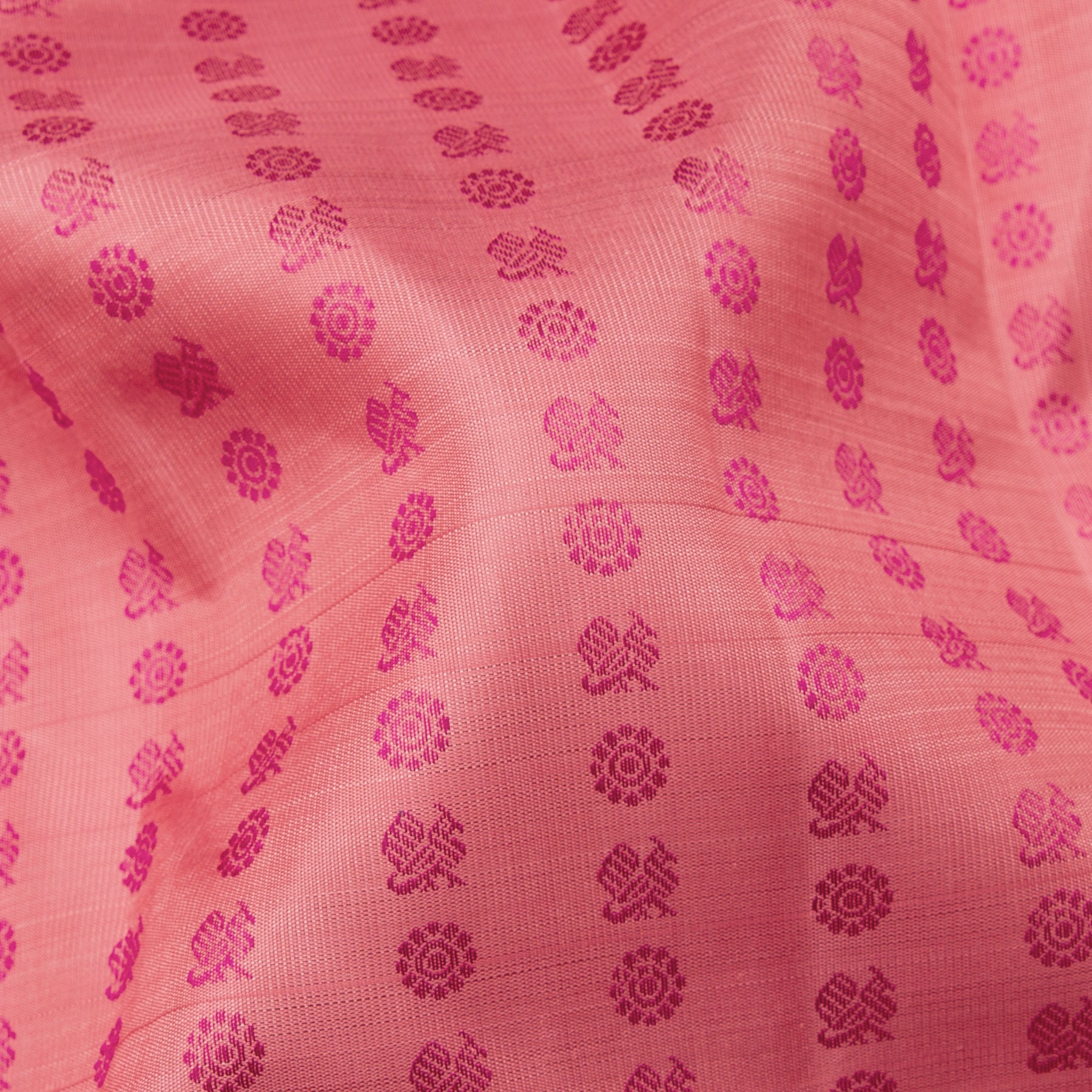 Kanakavalli Kanjivaram Silk Sari 24-110-HS001-01949 - Fabric View