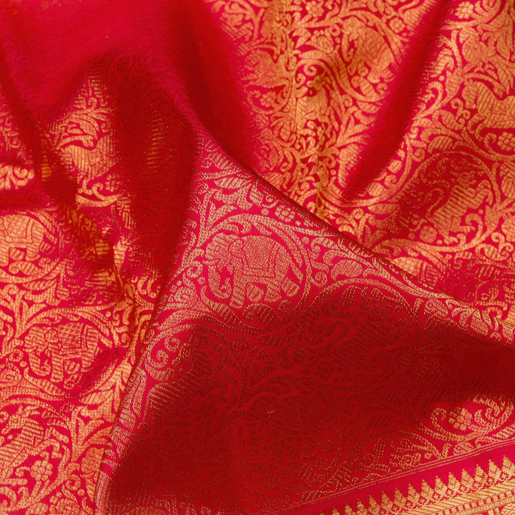 Kanakavalli Kanjivaram Silk Sari 24-110-HS001-02016 - Fabric View