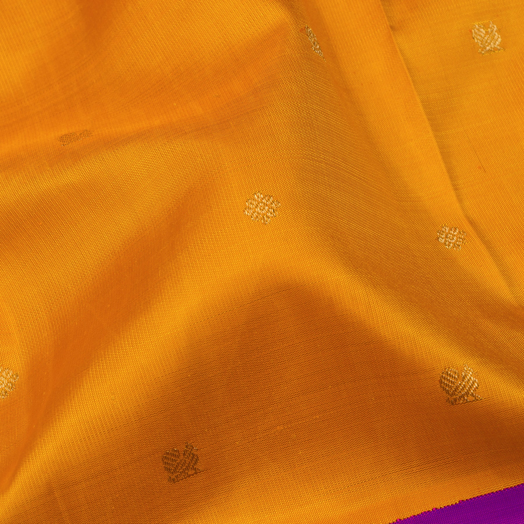 Kanakavalli Kanjivaram Silk Sari 24-110-HS001-02947 - Fabric View