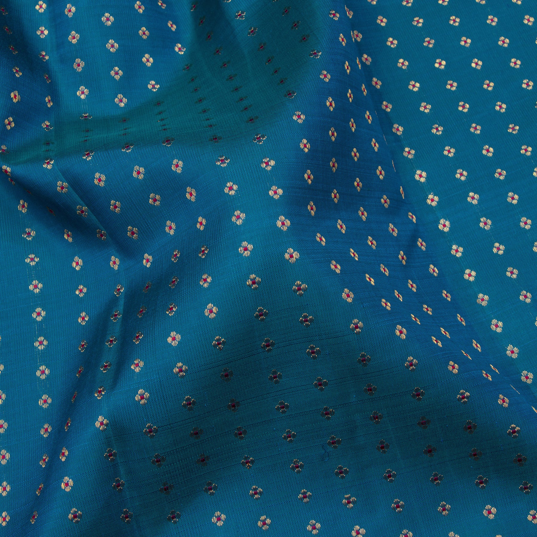 Kanakavalli Kanjivaram Silk Sari 24-110-HS001-02972 - Fabric View