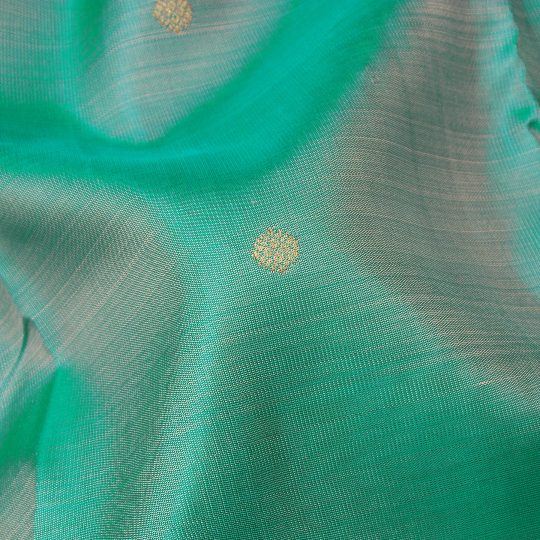 Kanakavalli Kanjivaram Silk Sari 24-110-HS001-03002 - Fabric View