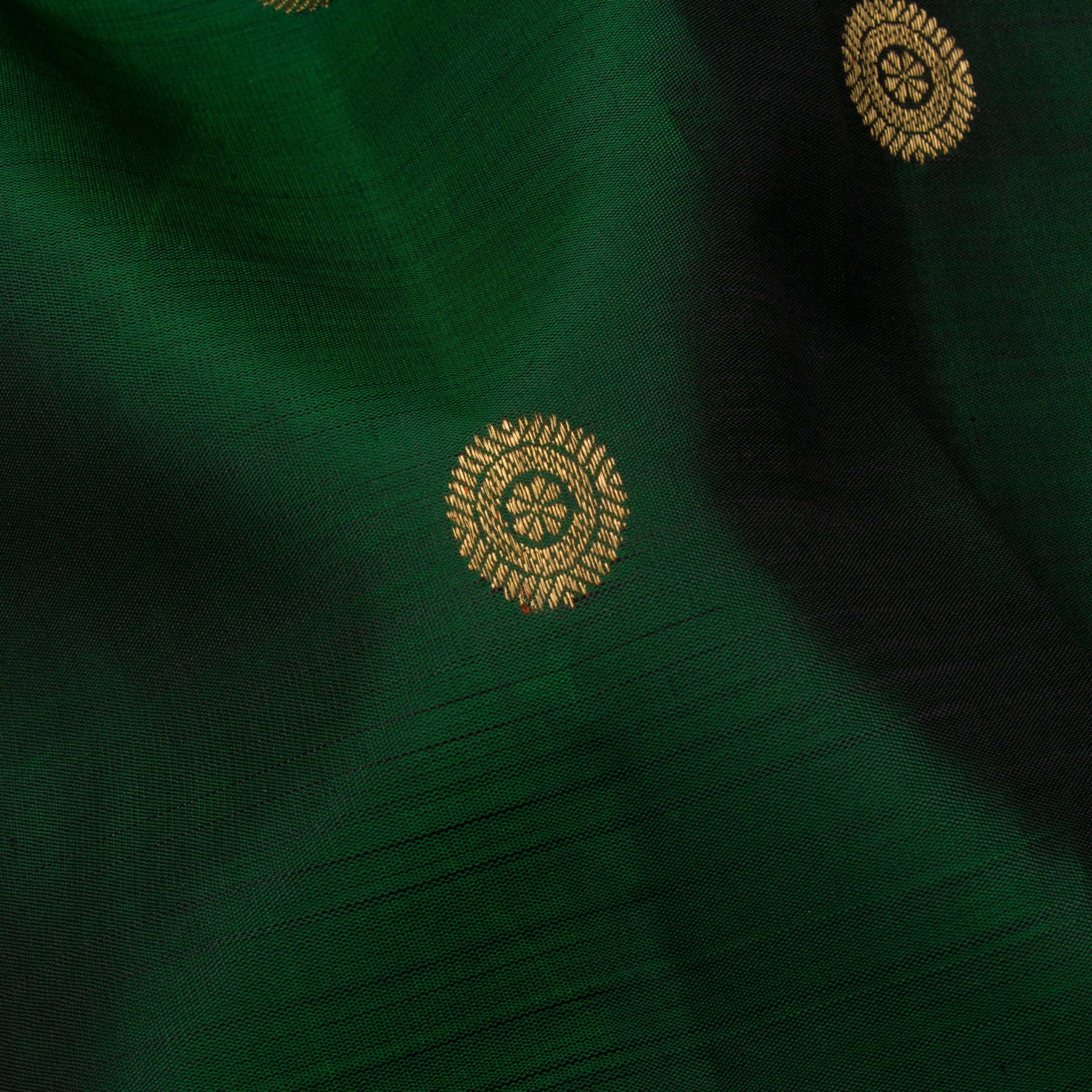 Kanakavalli Kanjivaram Silk Sari 24-110-HS001-03026 - Fabric View