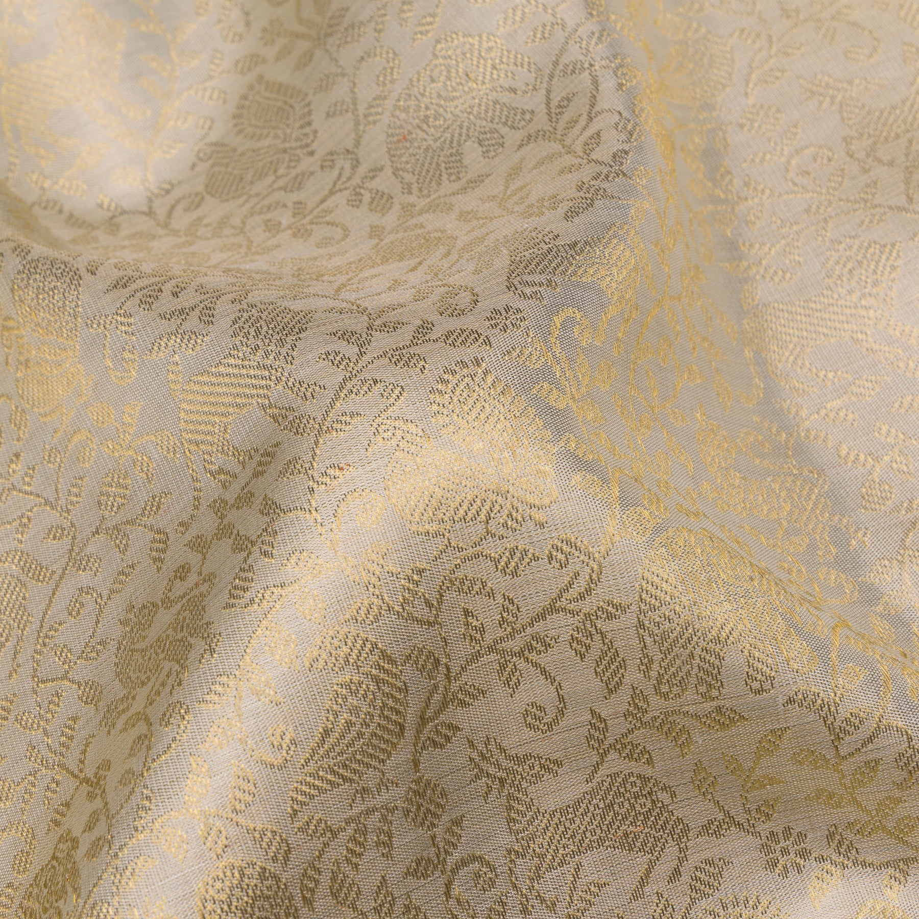 Kanakavalli Kanjivaram Silk Sari 24-110-HS001-03326 - Fabric View