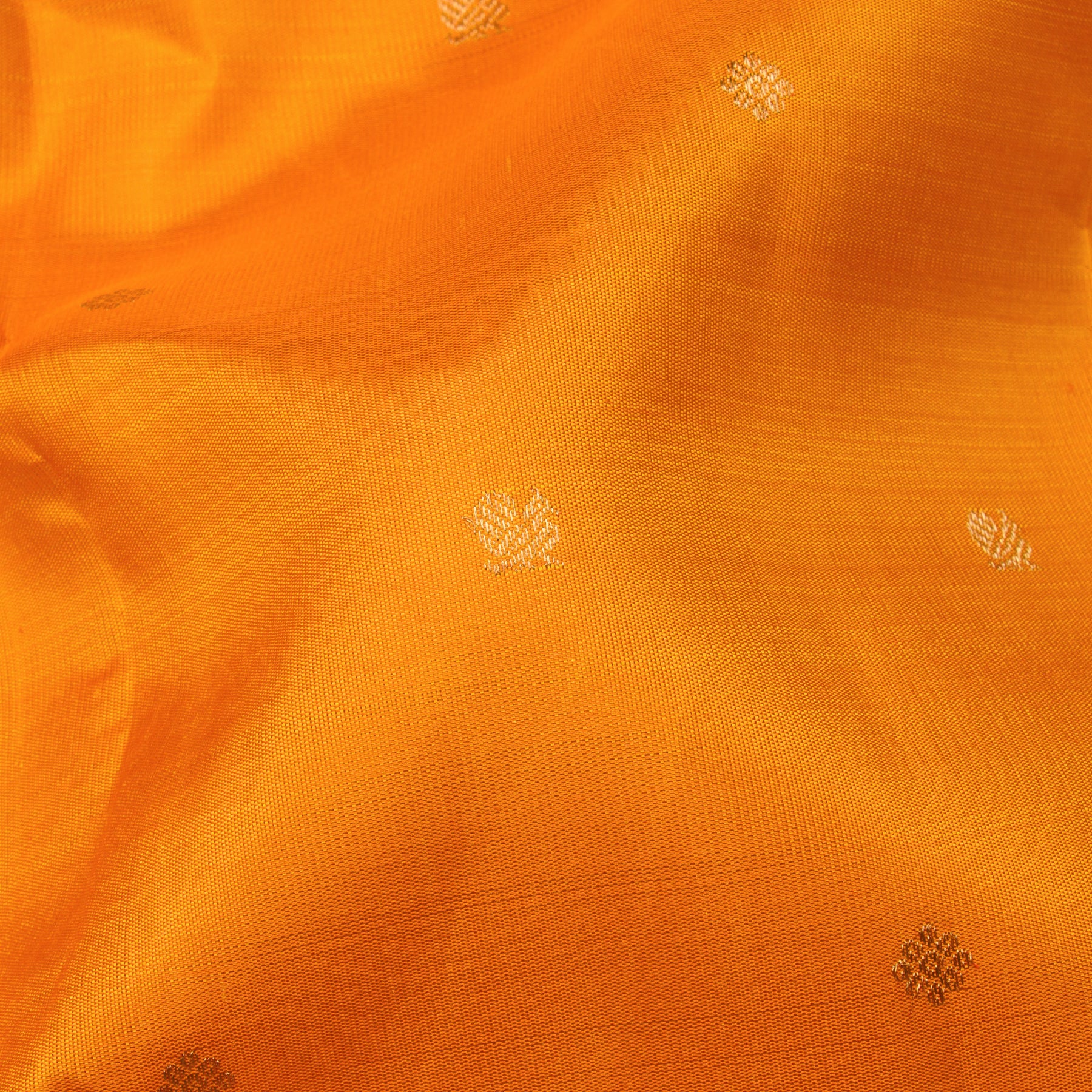 Kanakavalli Kanjivaram Silk Sari 24-110-HS001-03387 - Fabric View