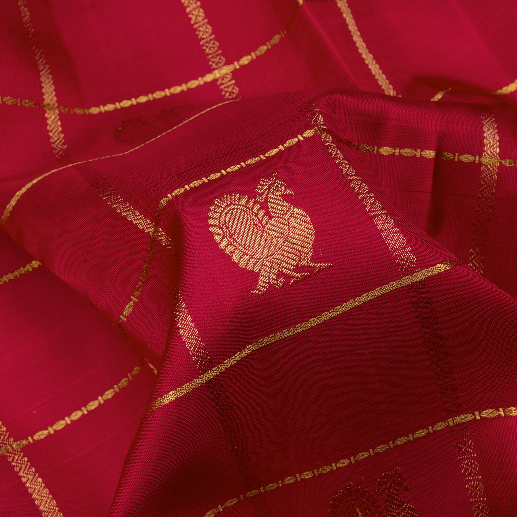 Kanakavalli Kanjivaram Silk Sari 24-110-HS001-03408 - Fabric View