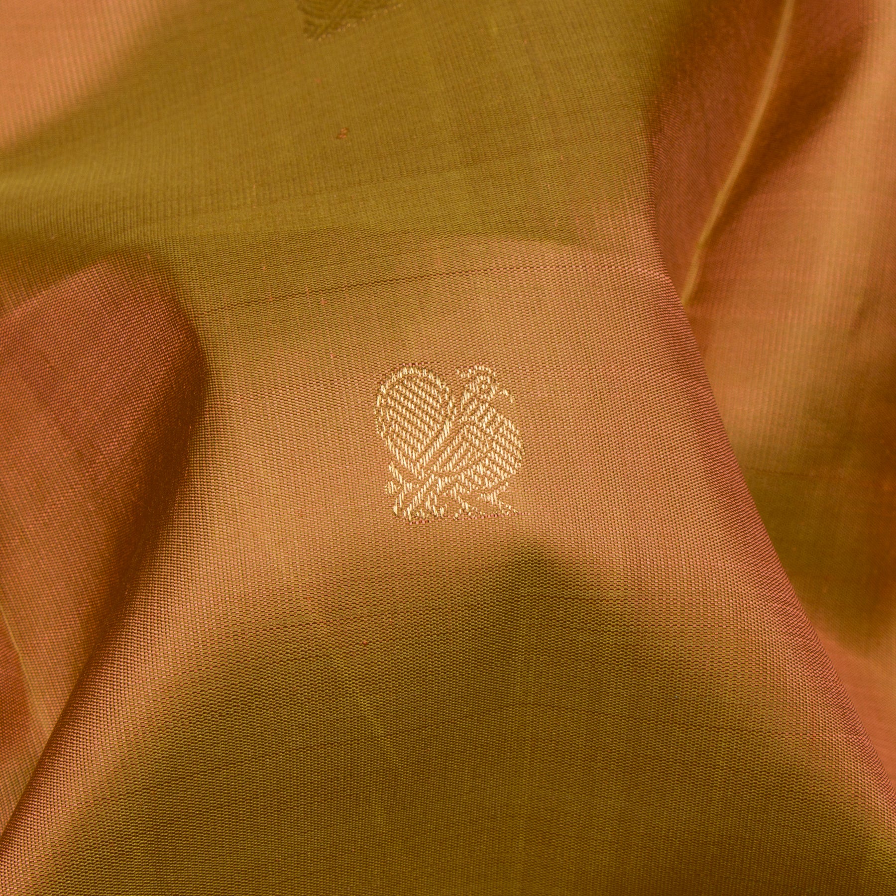 Kanakavalli Kanjivaram Silk Sari 24-110-HS001-03425 - Fabric View