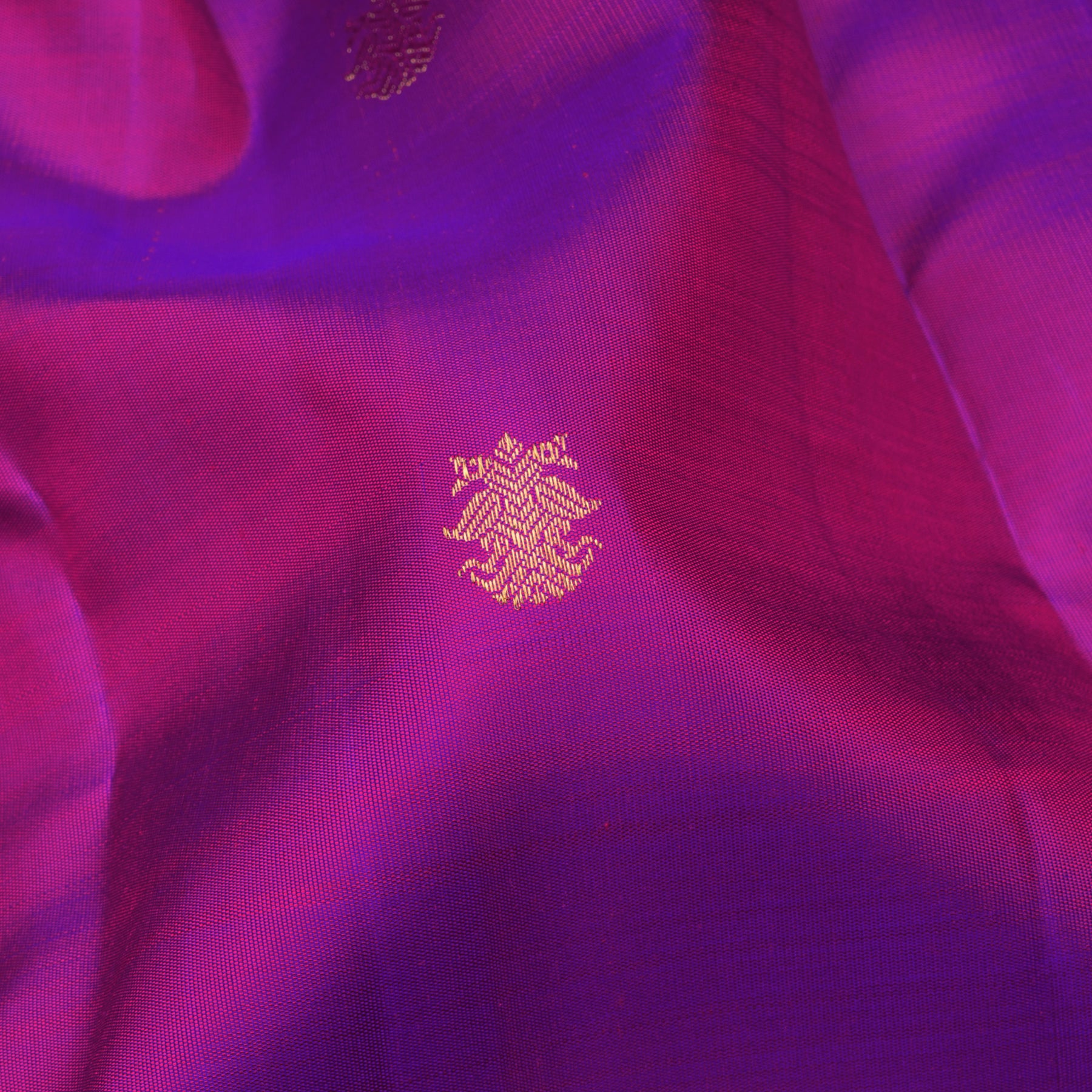 Kanakavalli Kanjivaram Silk Sari 24-110-HS001-03433 - Fabric View