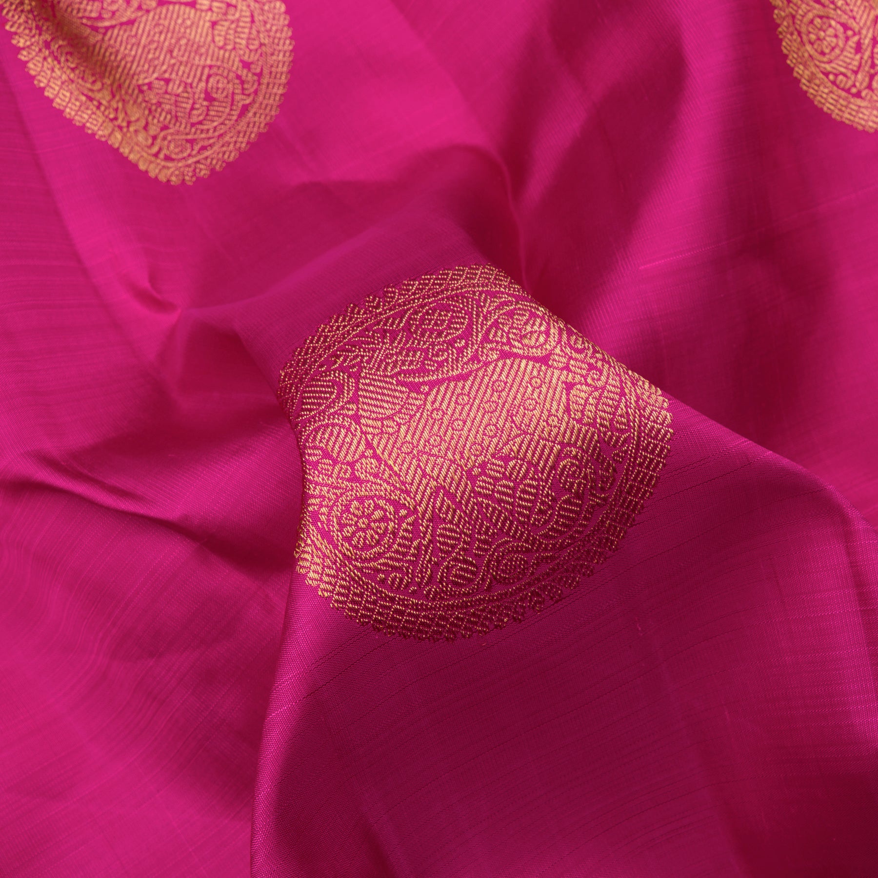 Kanakavalli Kanjivaram Silk Sari 24-110-HS001-03450 - Fabric View