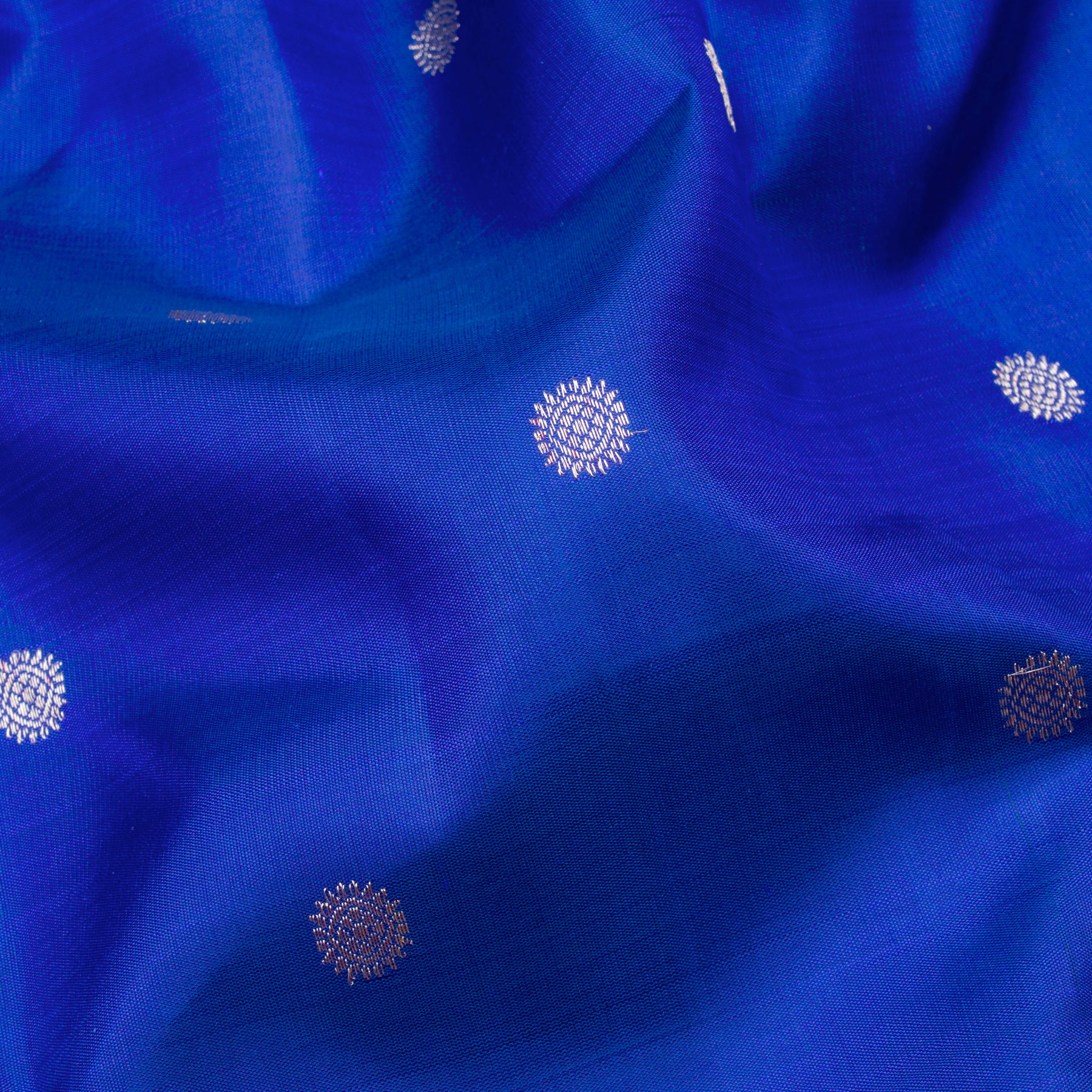 Kanakavalli Kanjivaram Silk Sari 24-110-HS001-03480 - Fabric View