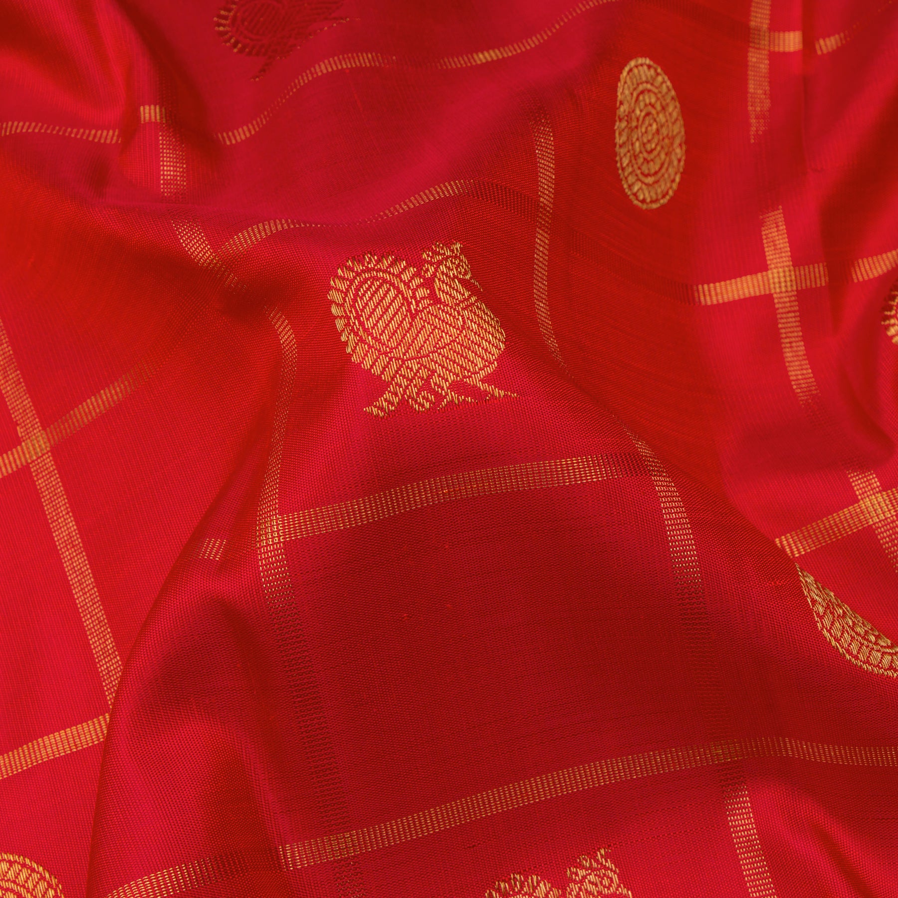 Kanakavalli Kanjivaram Silk Sari 24-110-HS001-05484 - Fabric View