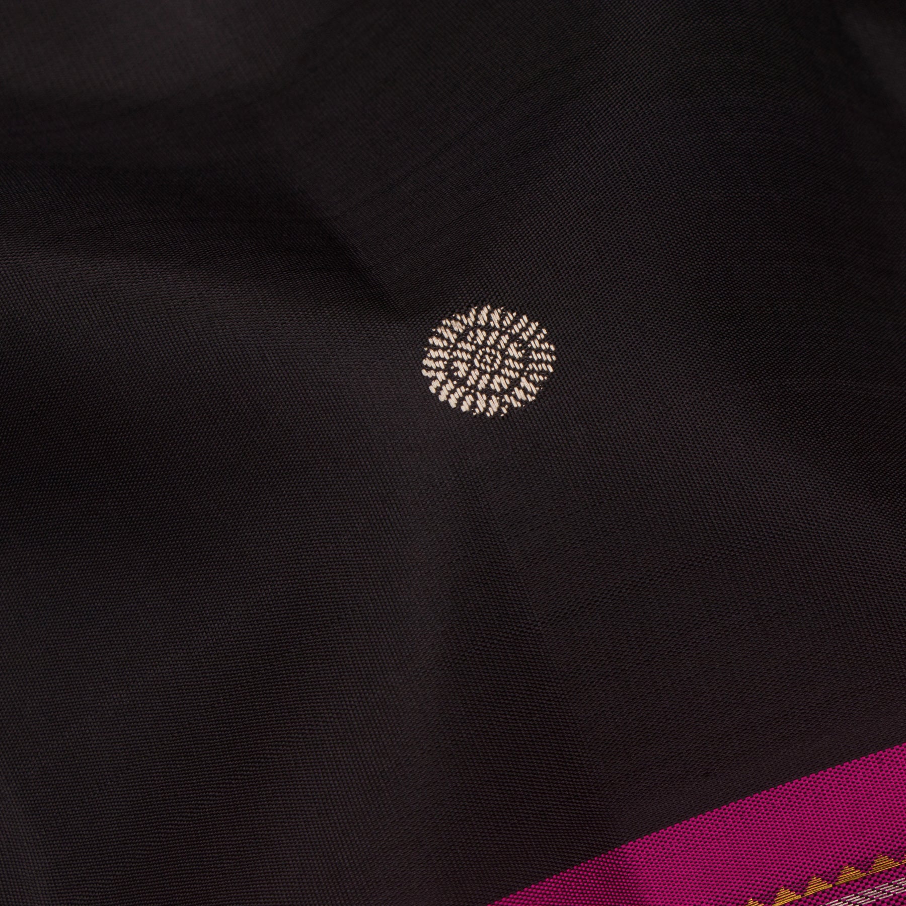 Kanakavalli Kanjivaram Silk Sari 24-110-HS001-05496 - Fabric View