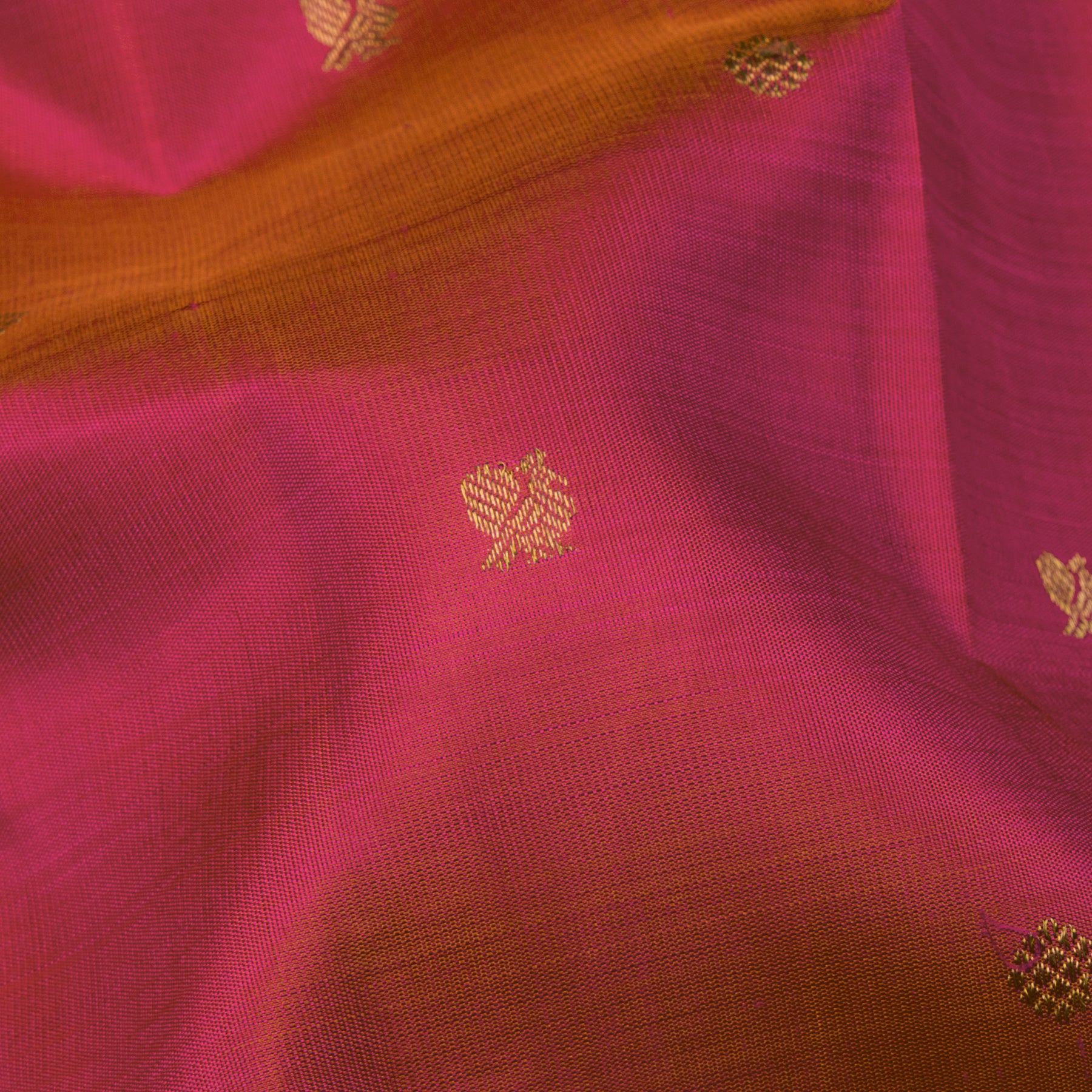 Kanakavalli Kanjivaram Silk Sari 24-110-HS001-05509 - Fabric View